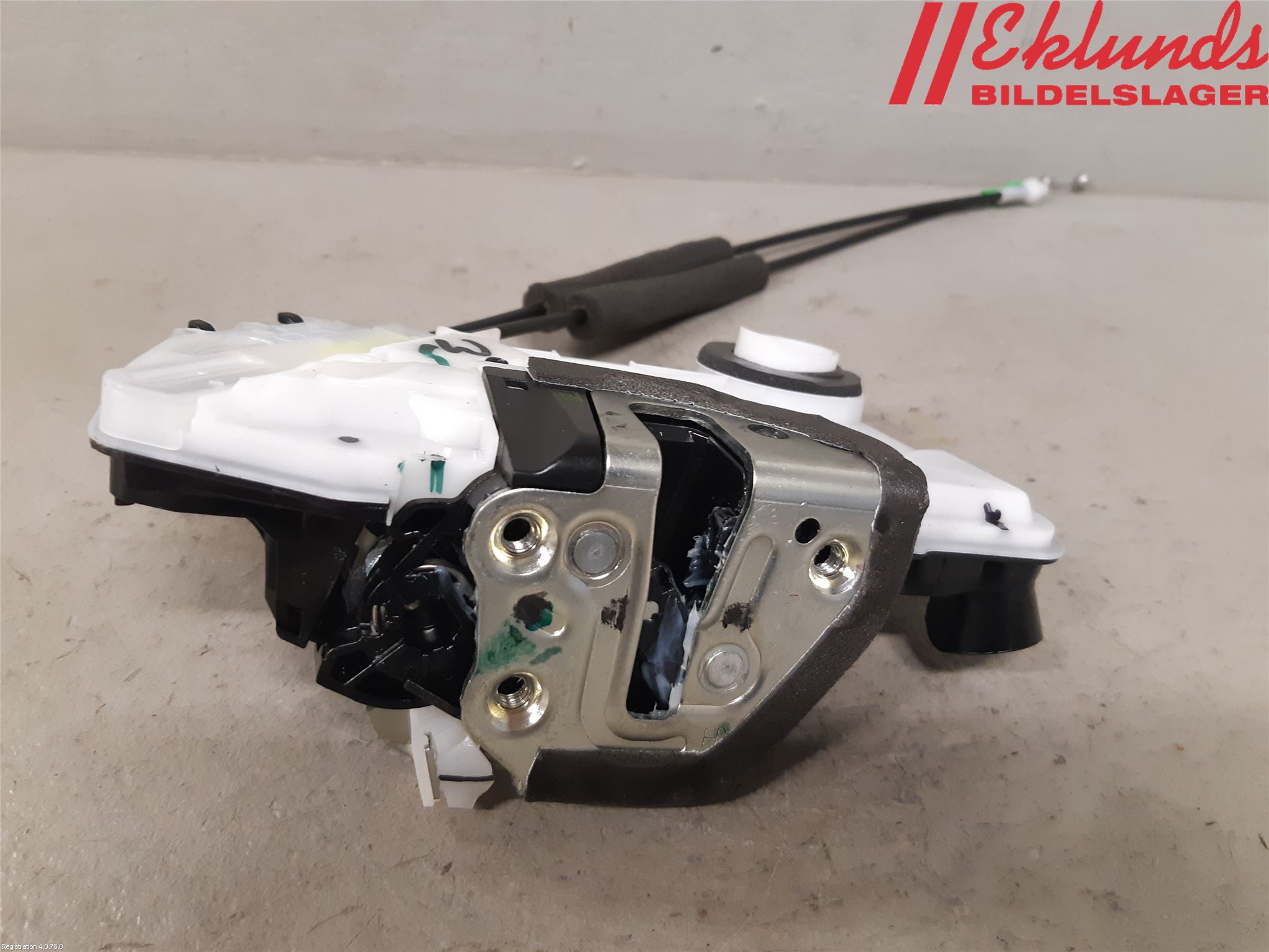 Toyota COROLLA 19- Låskista-Dörrlås