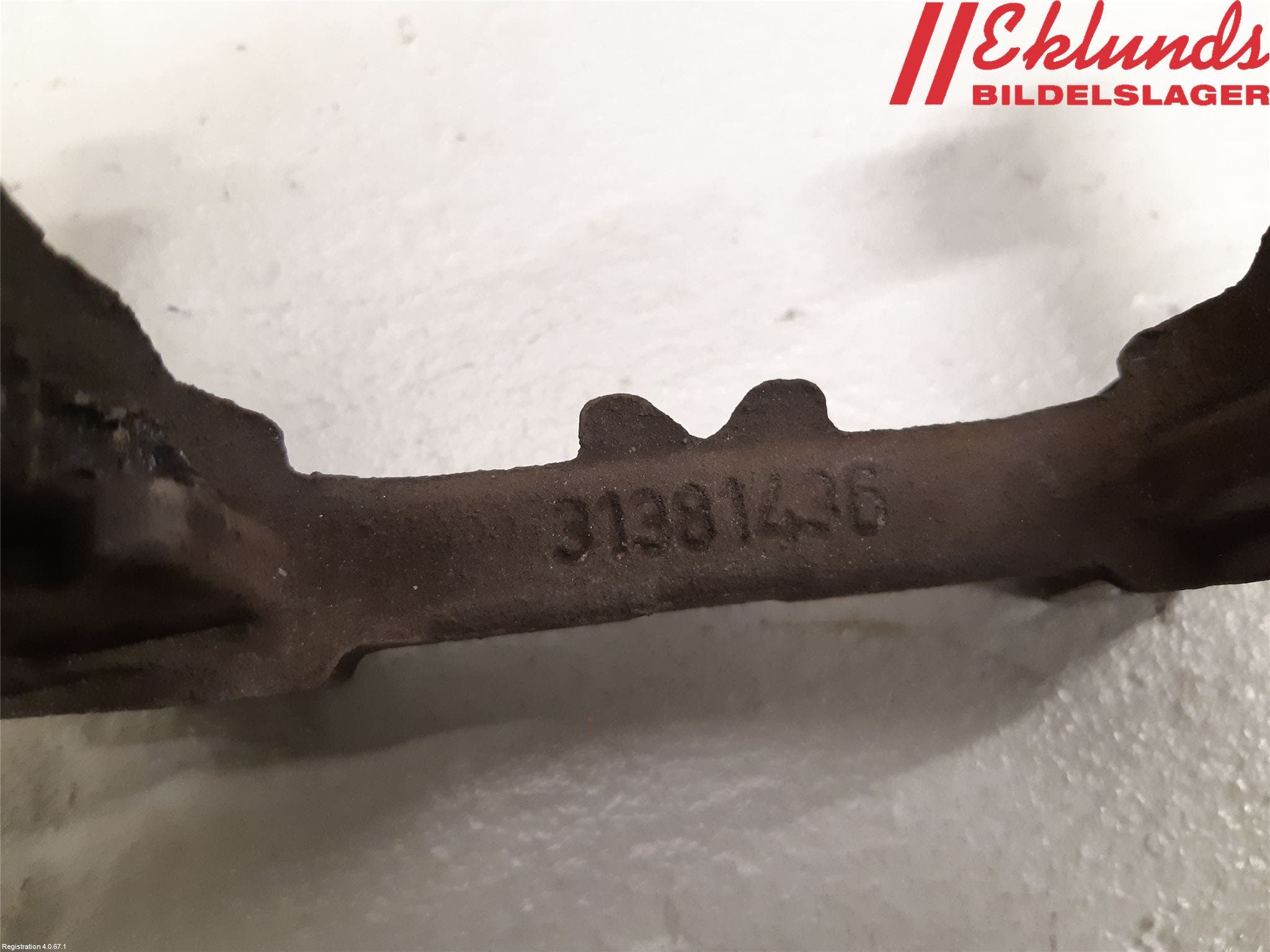 Volvo XC90/RECHARGE 16- Bromsokshållare