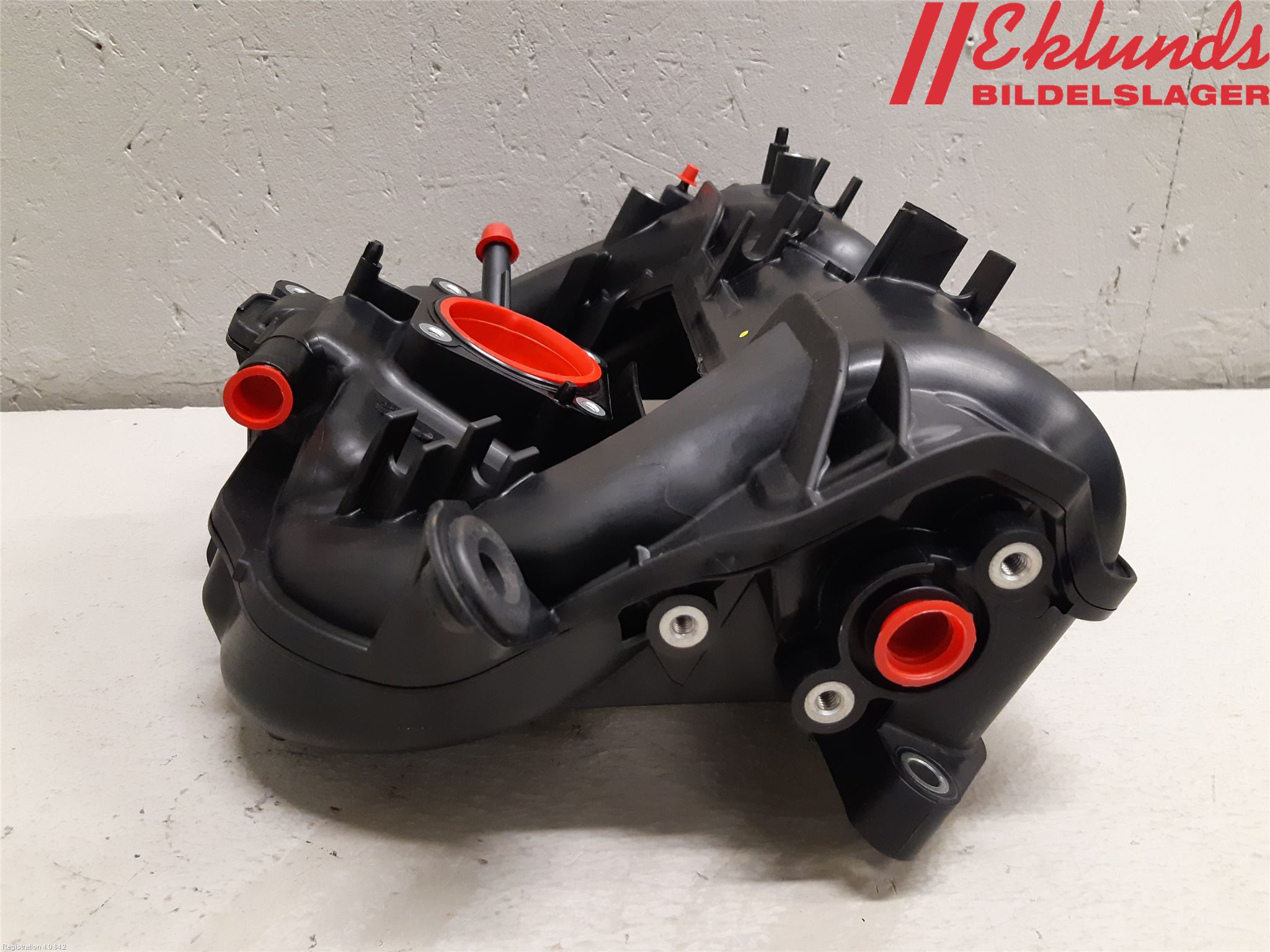 Toyota COROLLA 19- Grenrör Insug