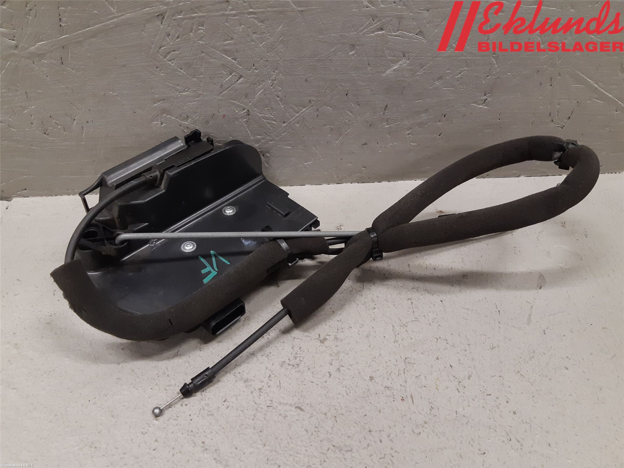 Iveco DAILY 14->> Låskista-Dörrlås