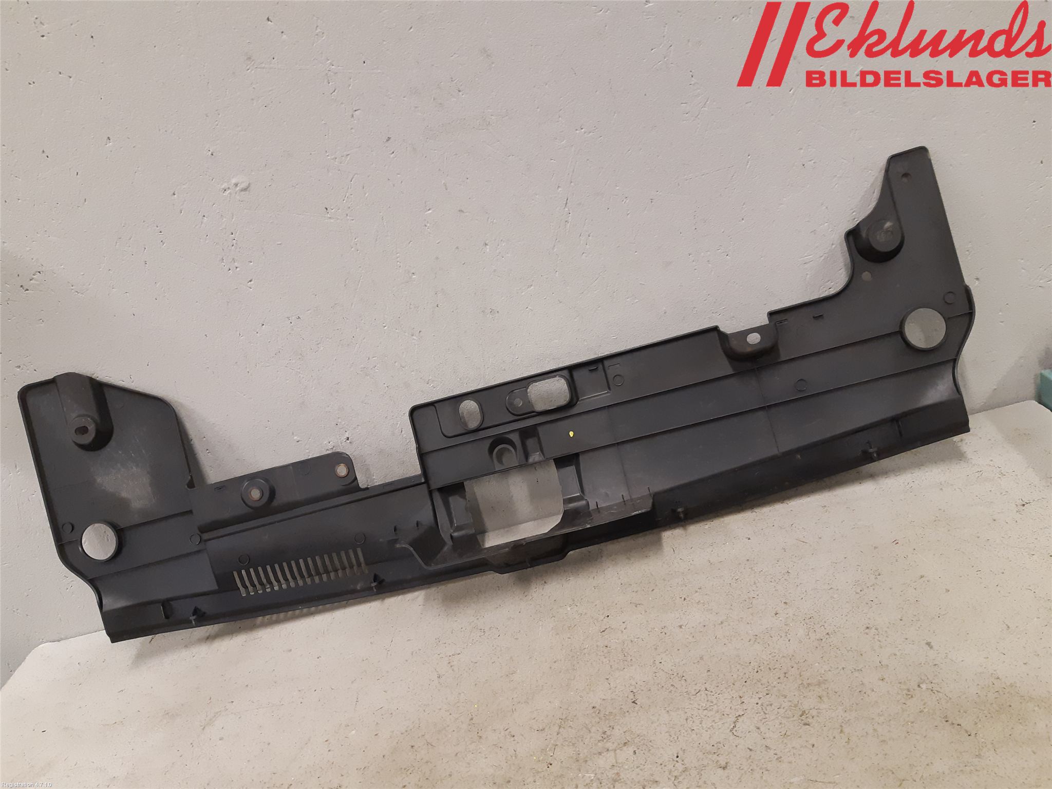 Mitsubishi LANCER 07-14 Täckplast Front