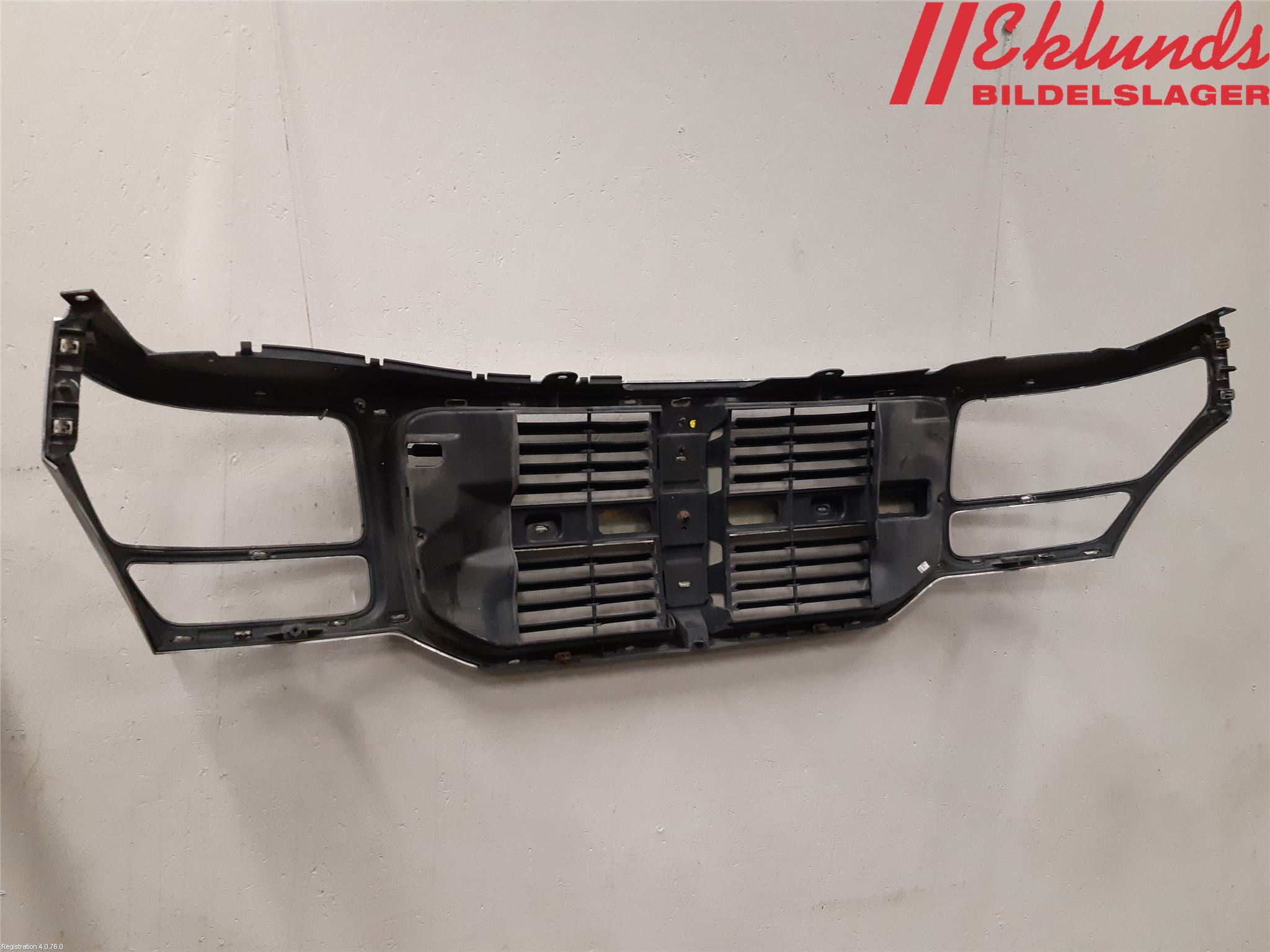 Dodge NITRO Grill Komp