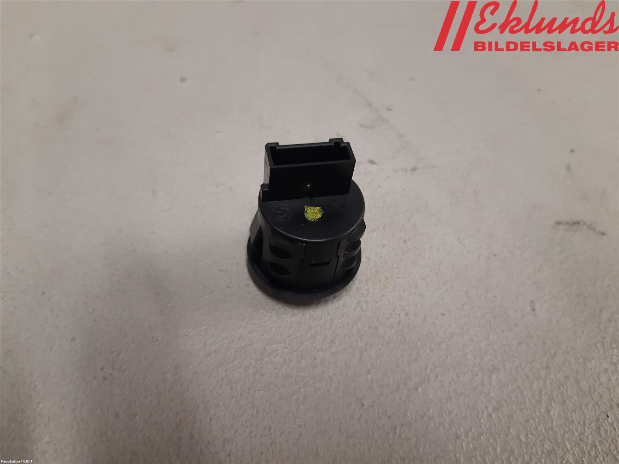 BMW iX I20 22- Strömställare Dragkrok