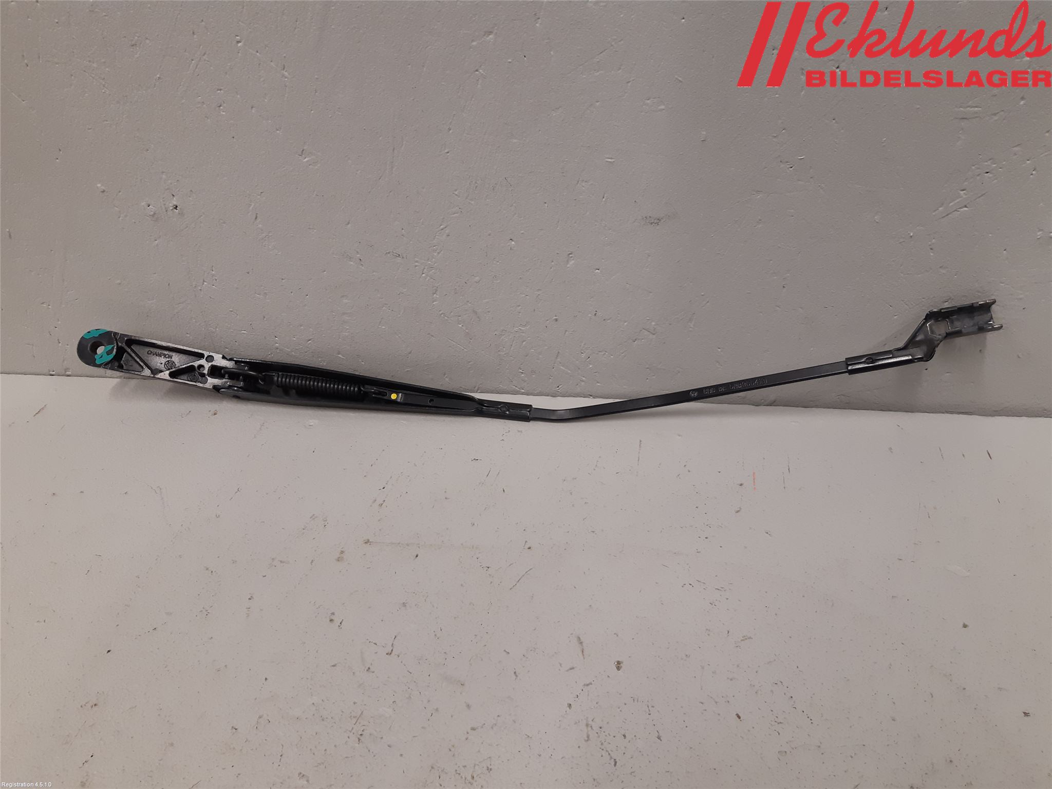 Volkswagen VW TIGUAN 16-24 Torkararm Armar Vindruta