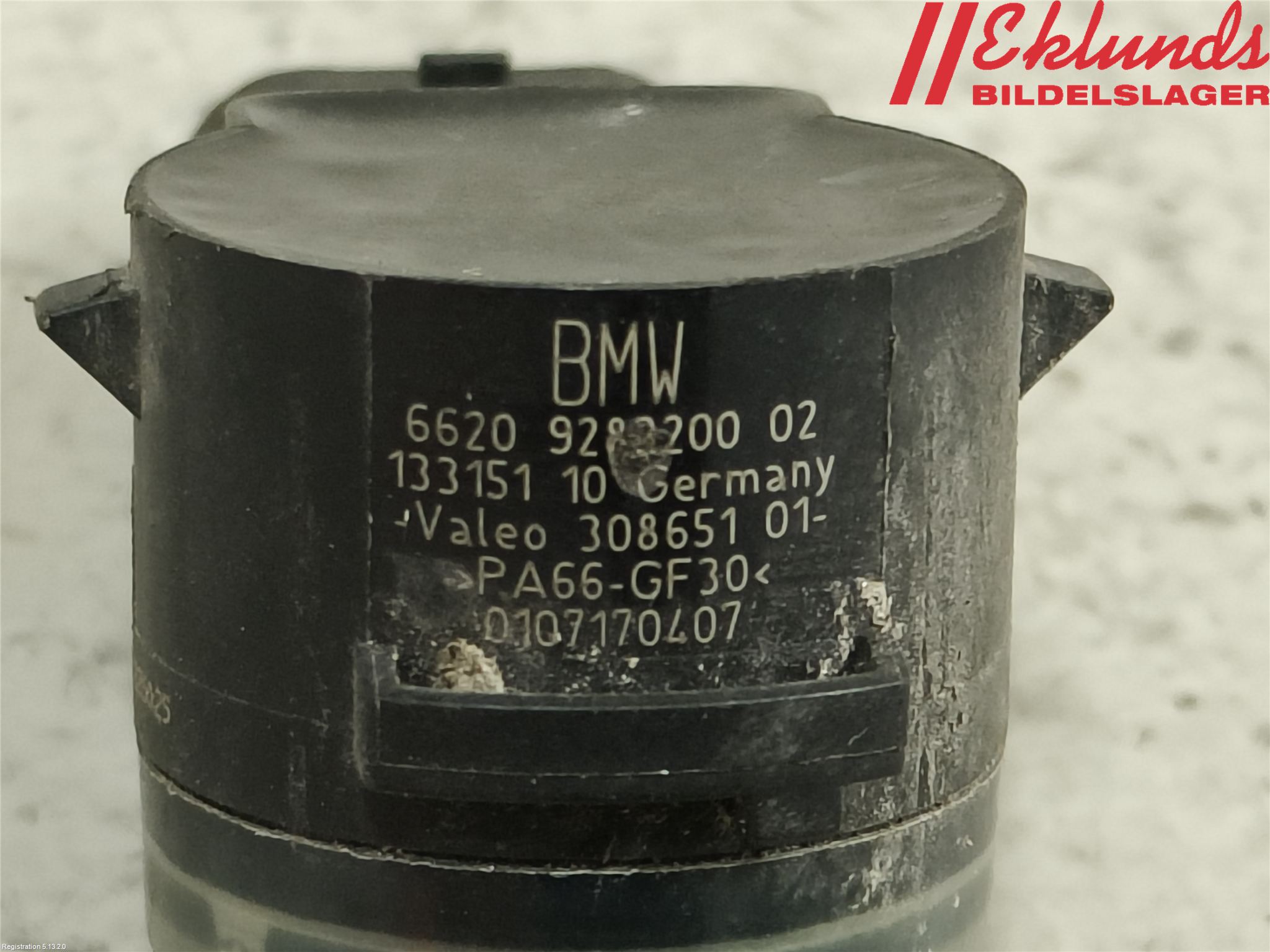 BMW 5 G30/G31/F90 17-23 Parkeringshjälp Frontsensor