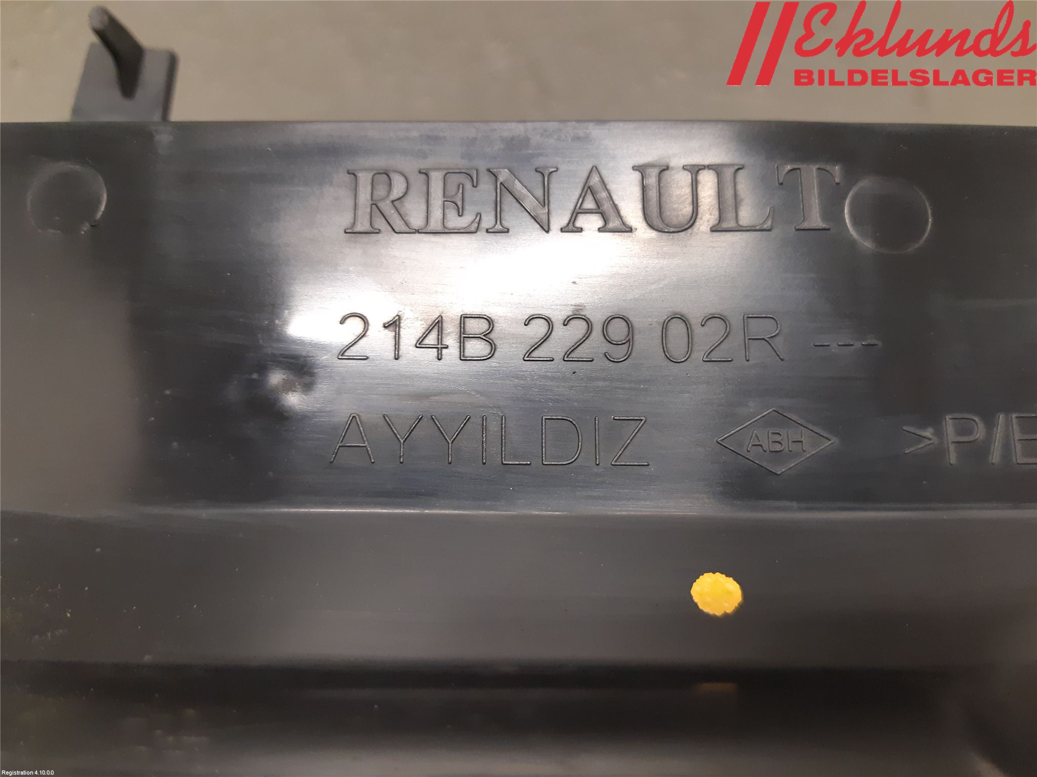 Renault CLIO III  09-12 Deflektor Plåt-Plast Kylning