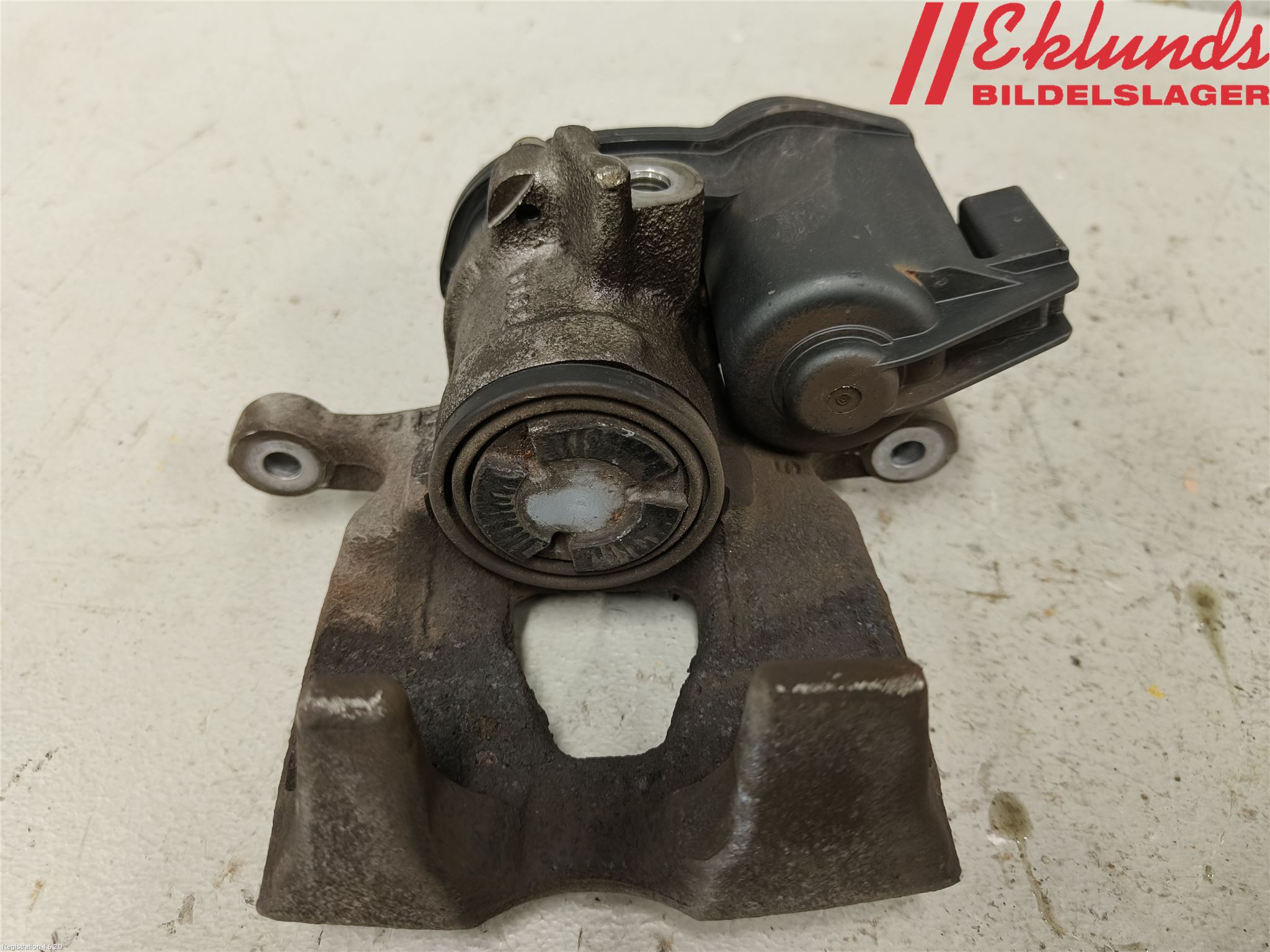 Audi A4/S4 B9 16-19 Bromsok Bak Höger