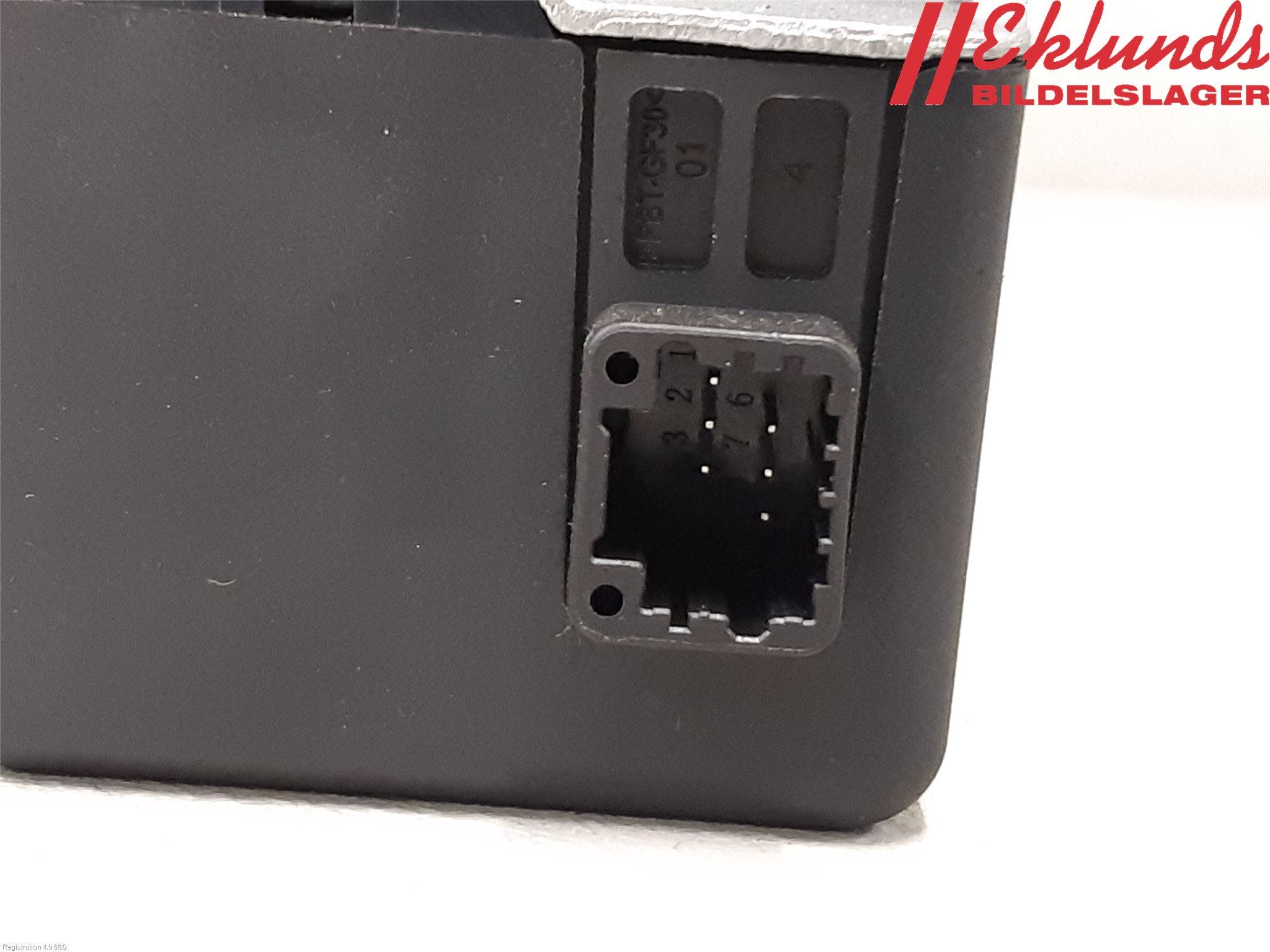 Nissan X-TRAIL 14-21 Rattlåskontaktdon