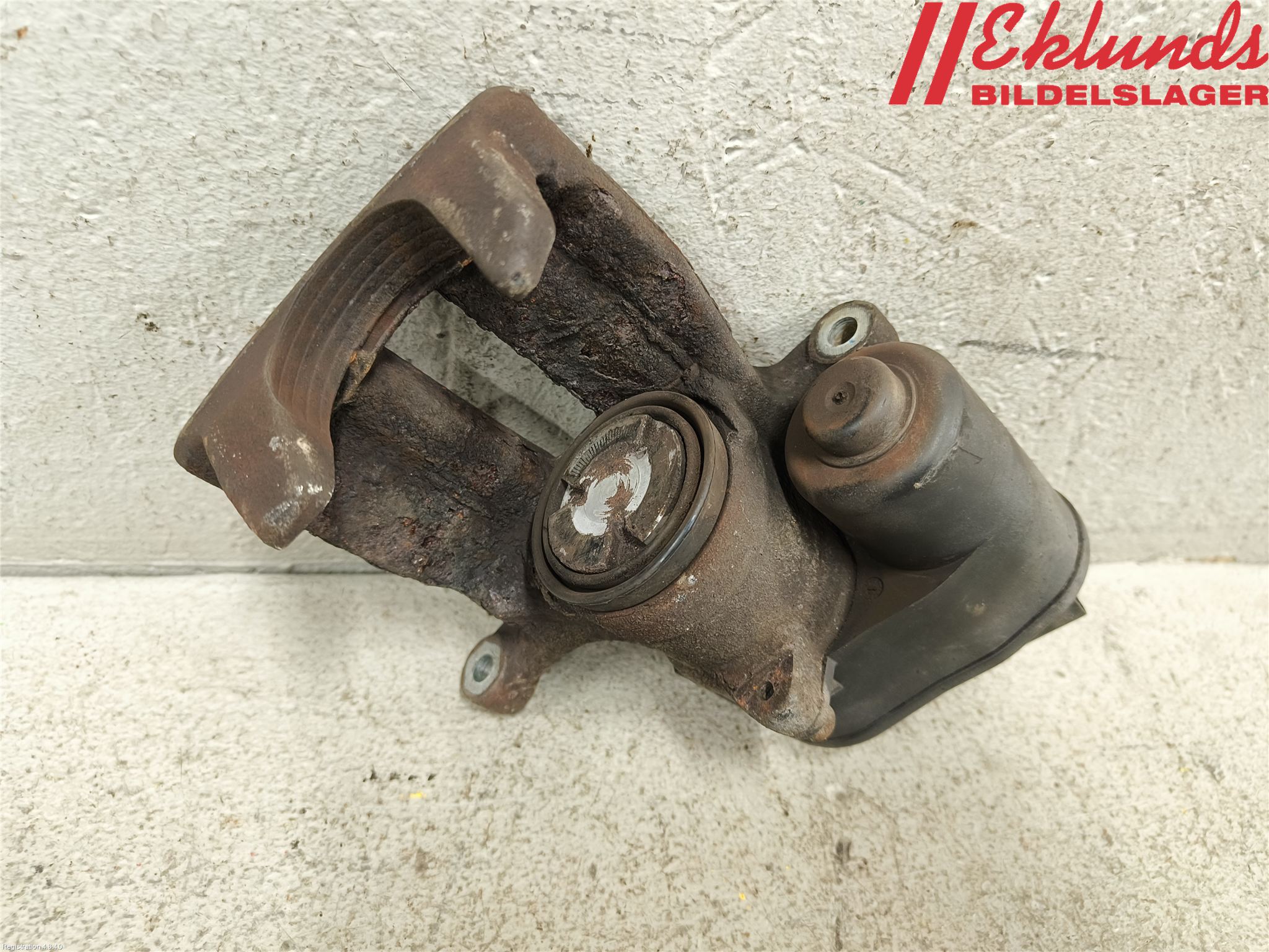 Volvo XC60 14-17 Bromsok Bak Höger