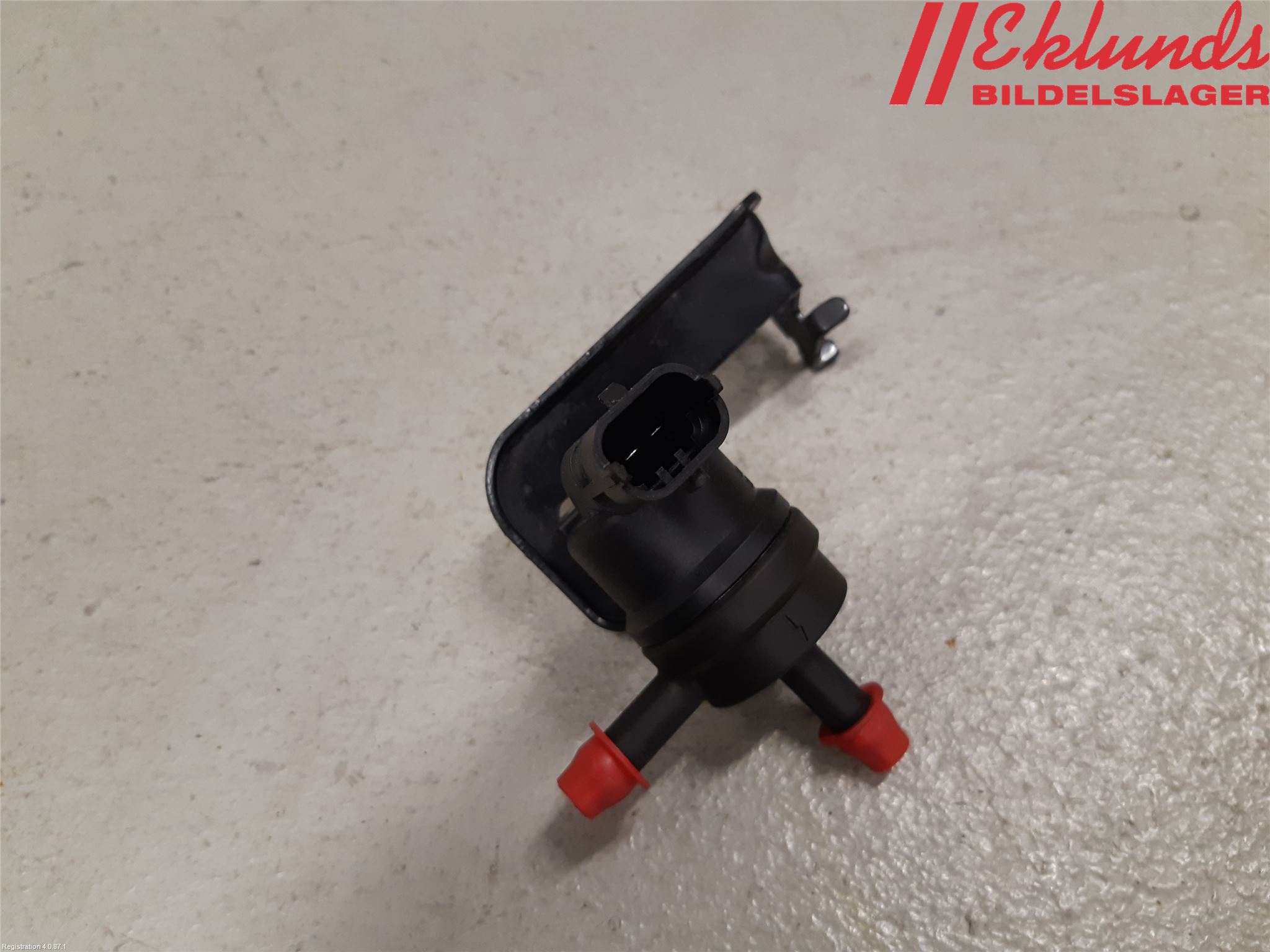 Kia STONIC 18->> Kolkanister Ventil