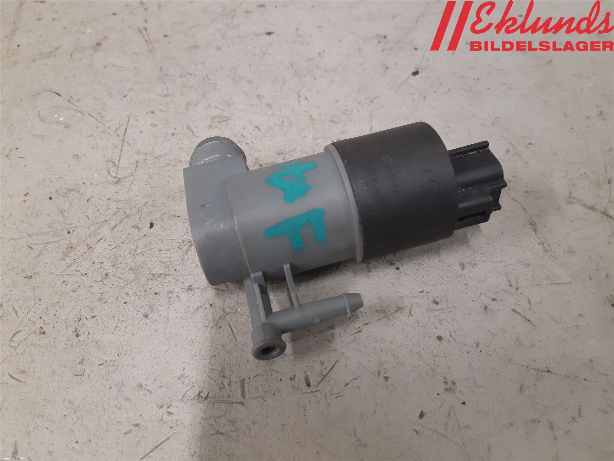 Toyota YARIS XP130 15-20 Spolarpump Vindruta
