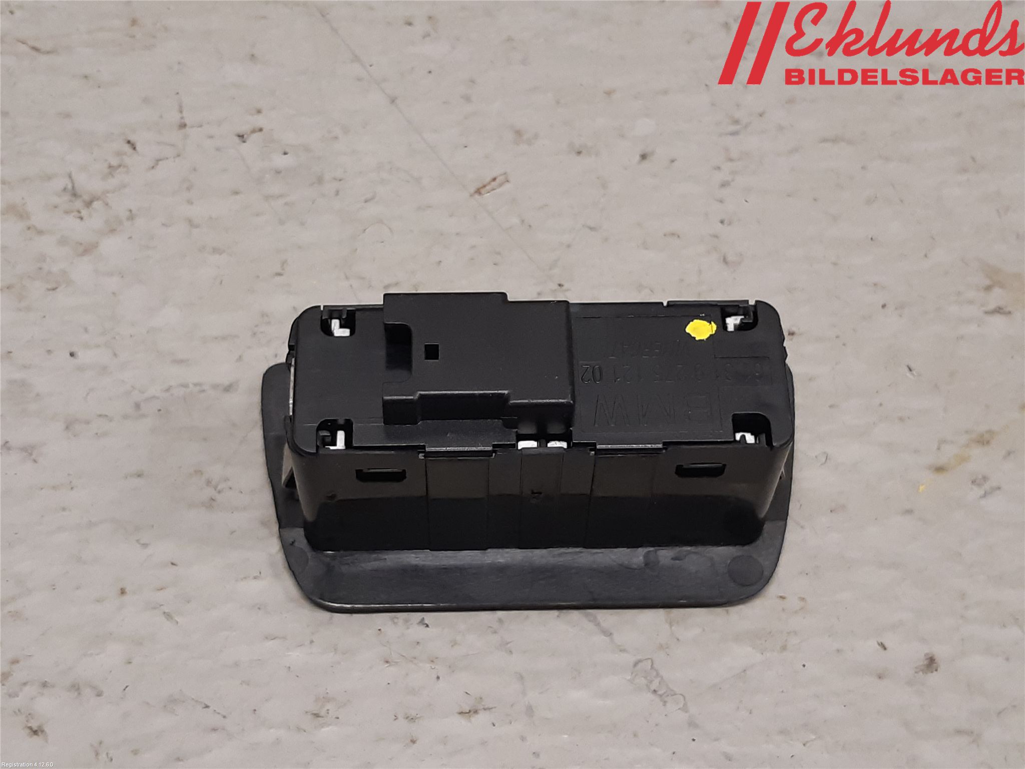 BMW 7 G11/G12 15-22 Strömställare Baklucka