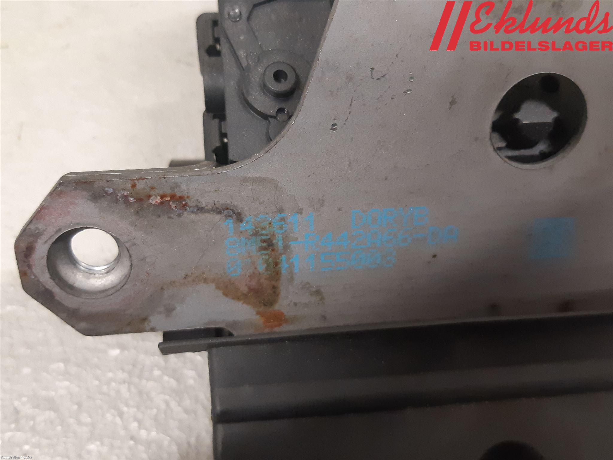 Ford FOCUS 11-14 Låskista Baklucka