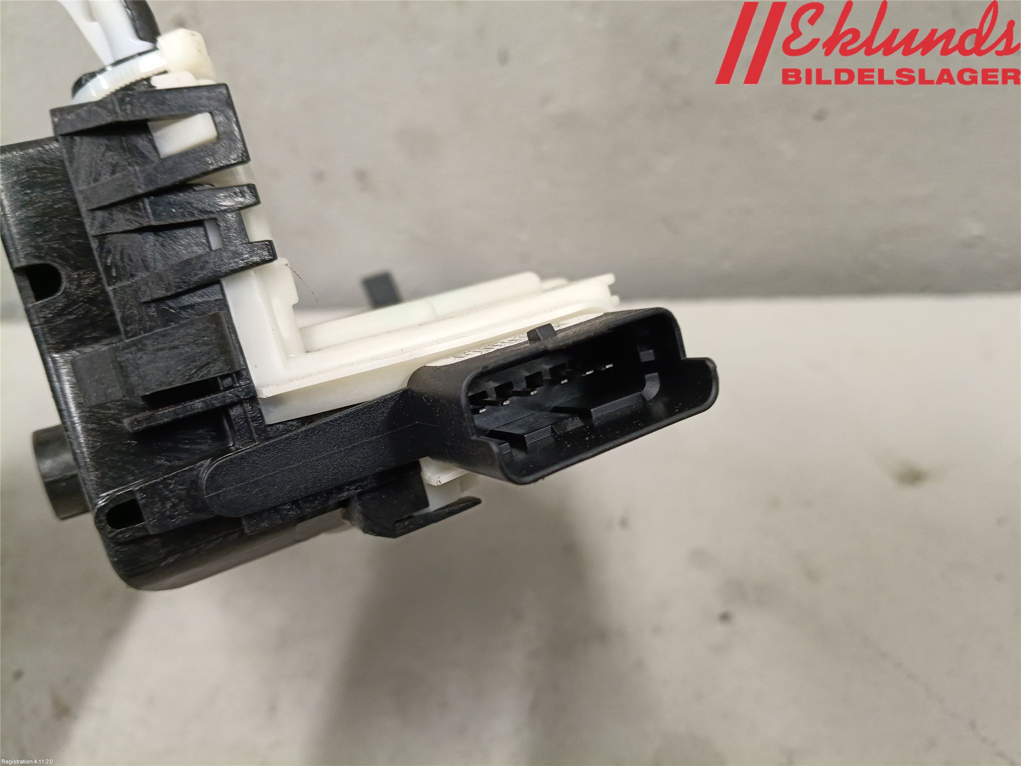 Peugeot PARTNER/E-PARTNER 19- Låskista-Dörrlås