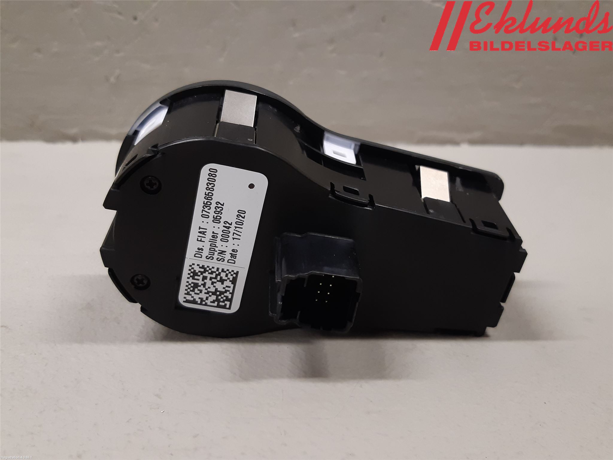 Fiat 500X 15- Strömställare Ljus
