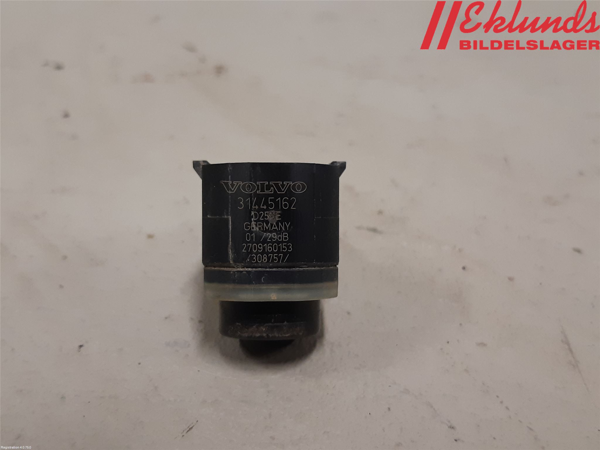 Volvo V60 CROSS COUNTRY 16-18 Parkeringshjälp Backsensor