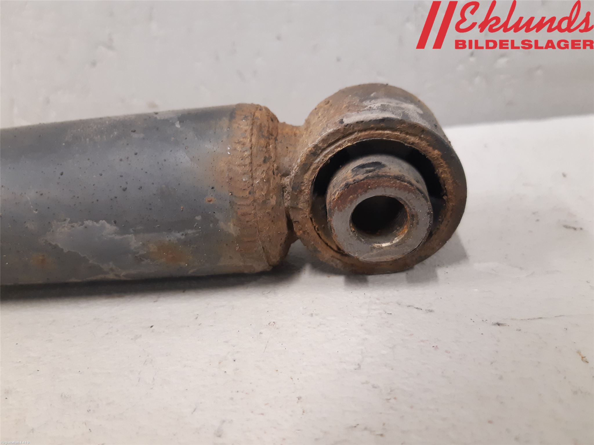 Nissan QASHQAI 10-14 Stötdämpare Bak