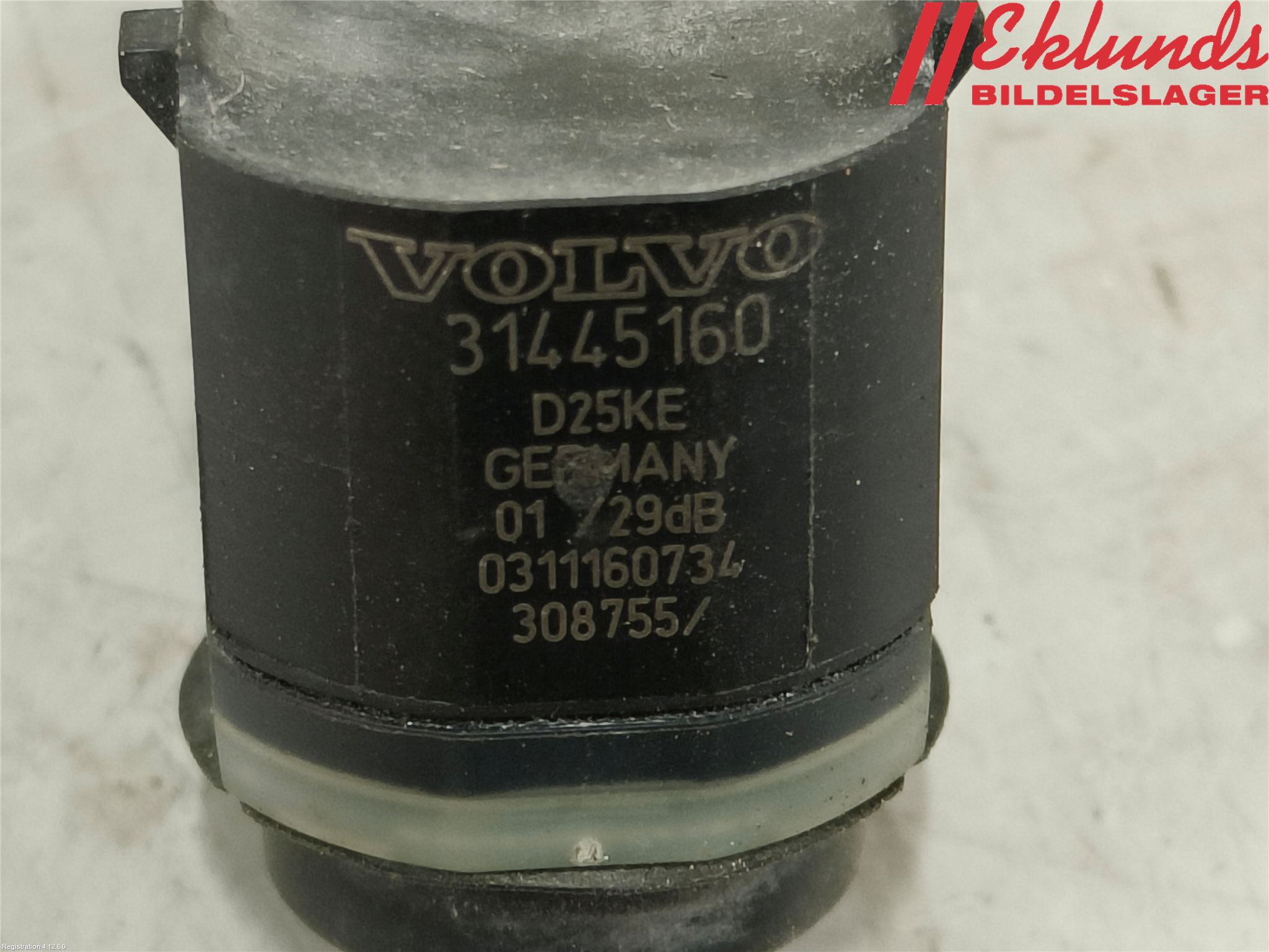 Volvo V60 CROSS COUNTRY 16-18 Parkeringshjälp Backsensor