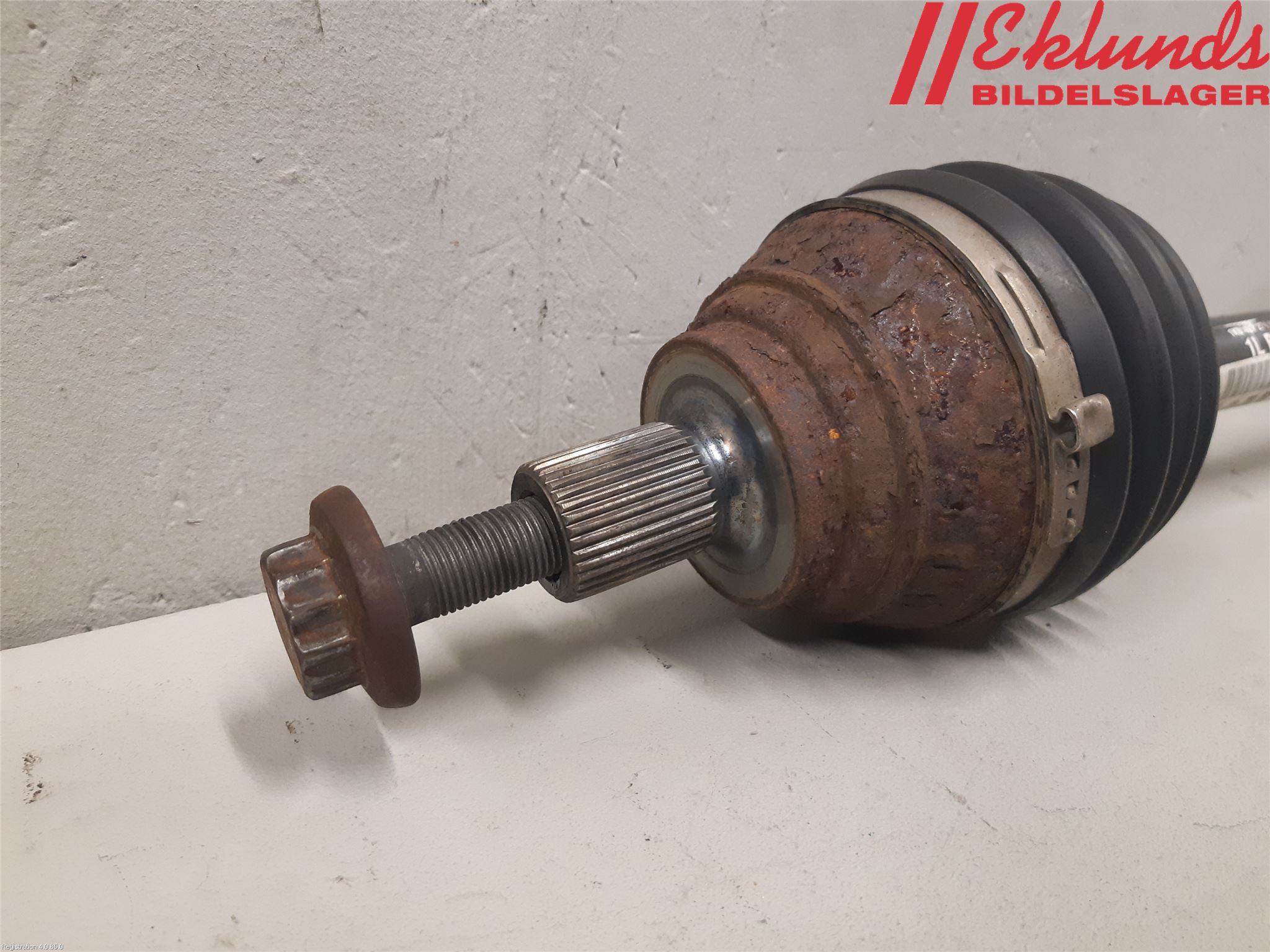 Audi A3/S3 8V 13-20 Drivaxel Fram Vänster
