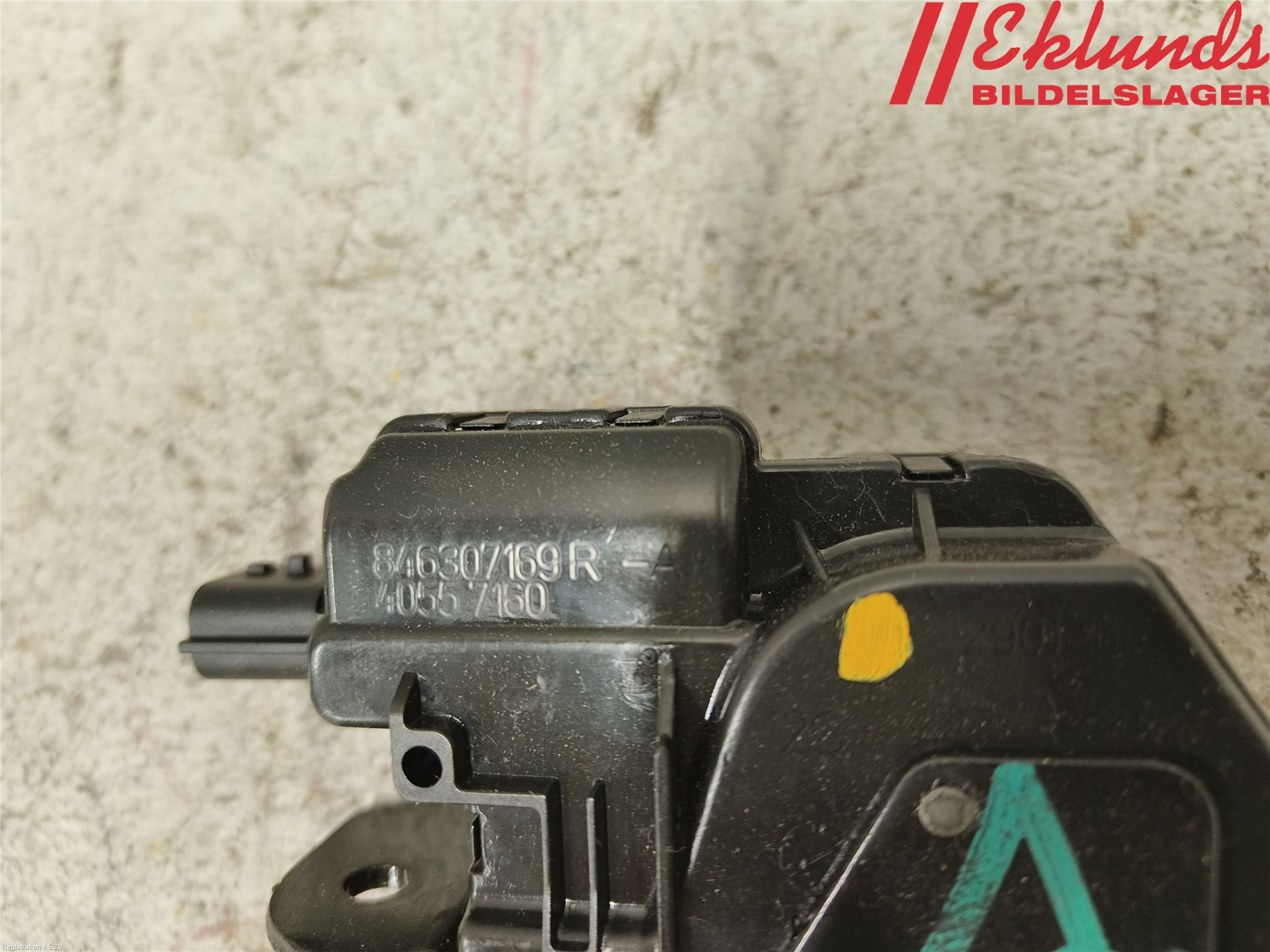 Renault CLIO IV 12-16 Låskista Baklucka