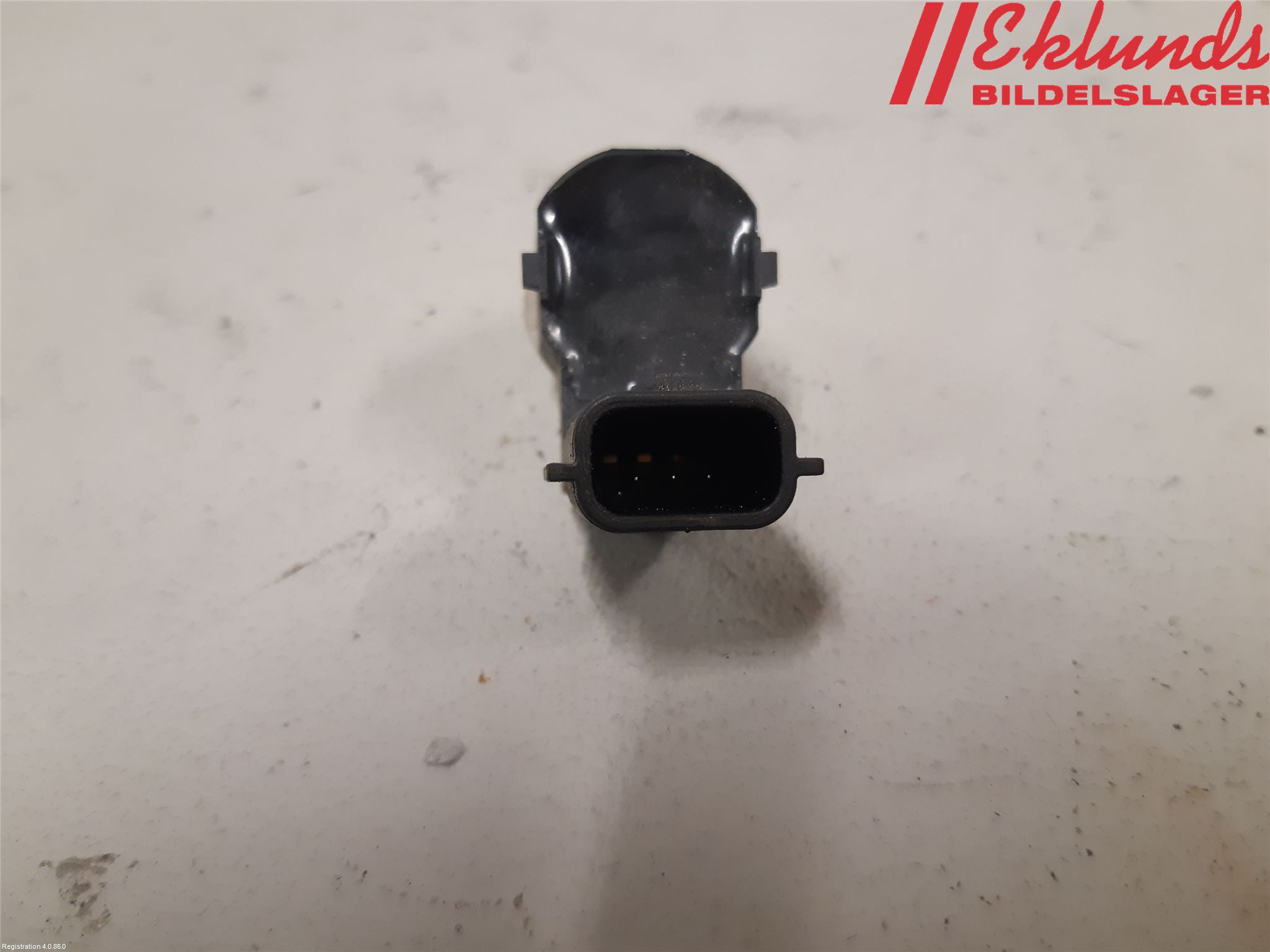 Nissan X-TRAIL 14-21 Parkeringshjälp Frontsensor