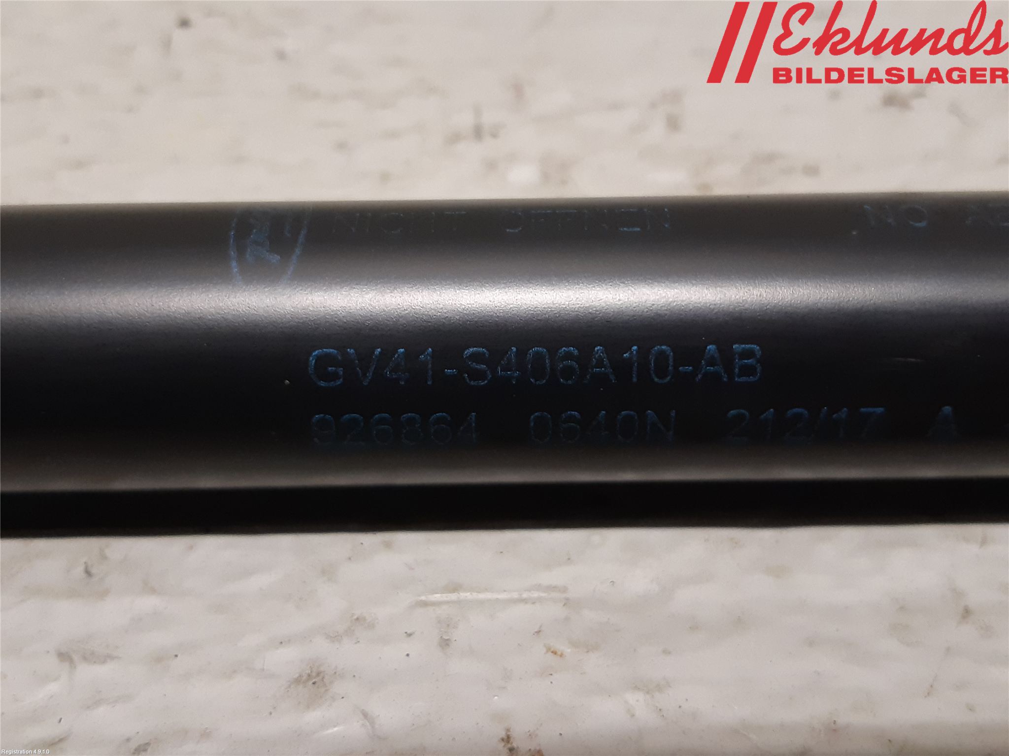 Ford KUGA 17-19 Gasfjäder Baklucka