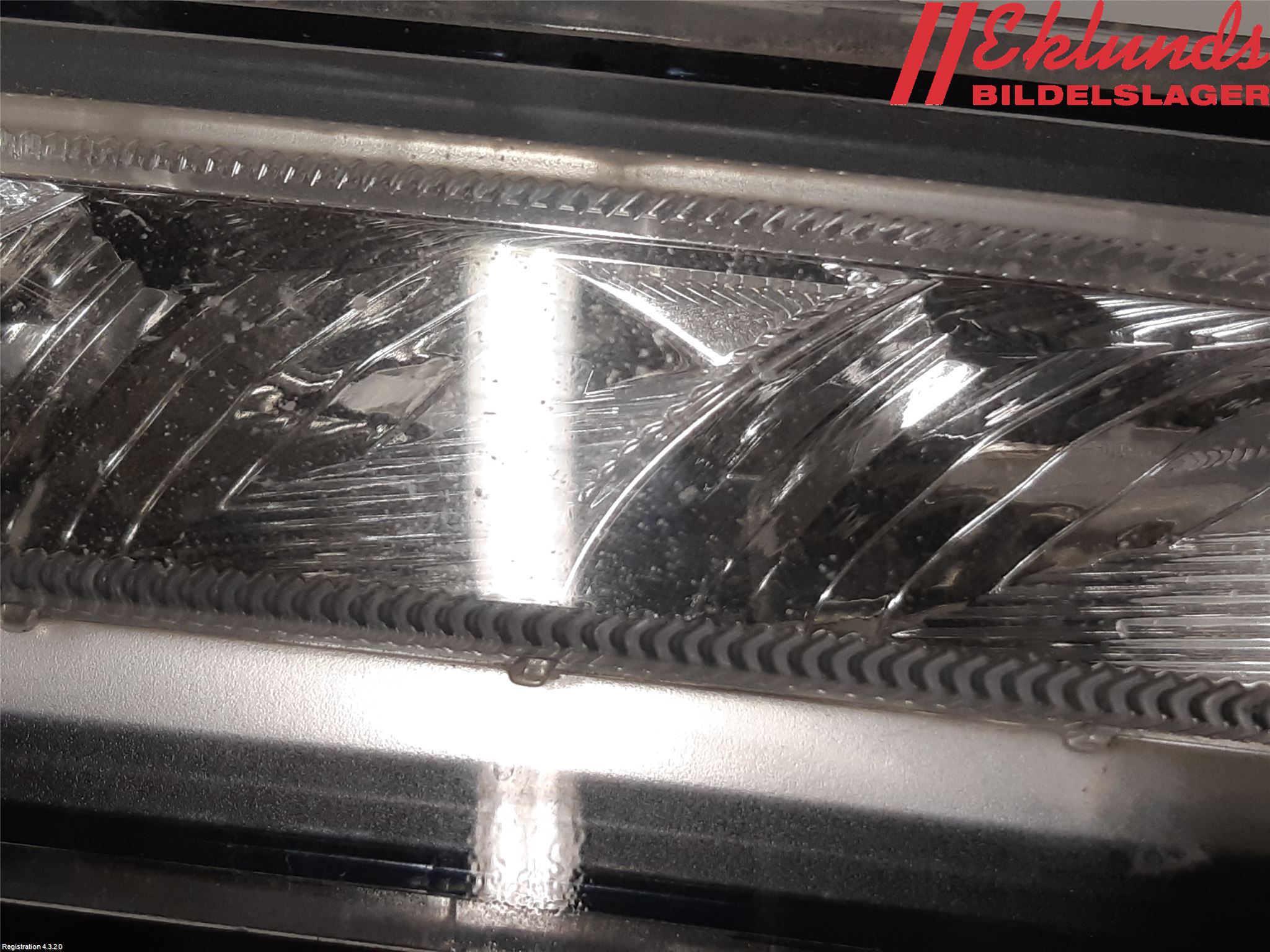 Ford MONDEO 07-15 Positionsljus Fram Hö