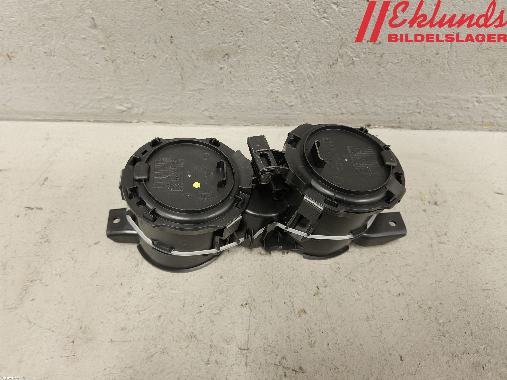 Ford FOCUS 19- Mugghållare