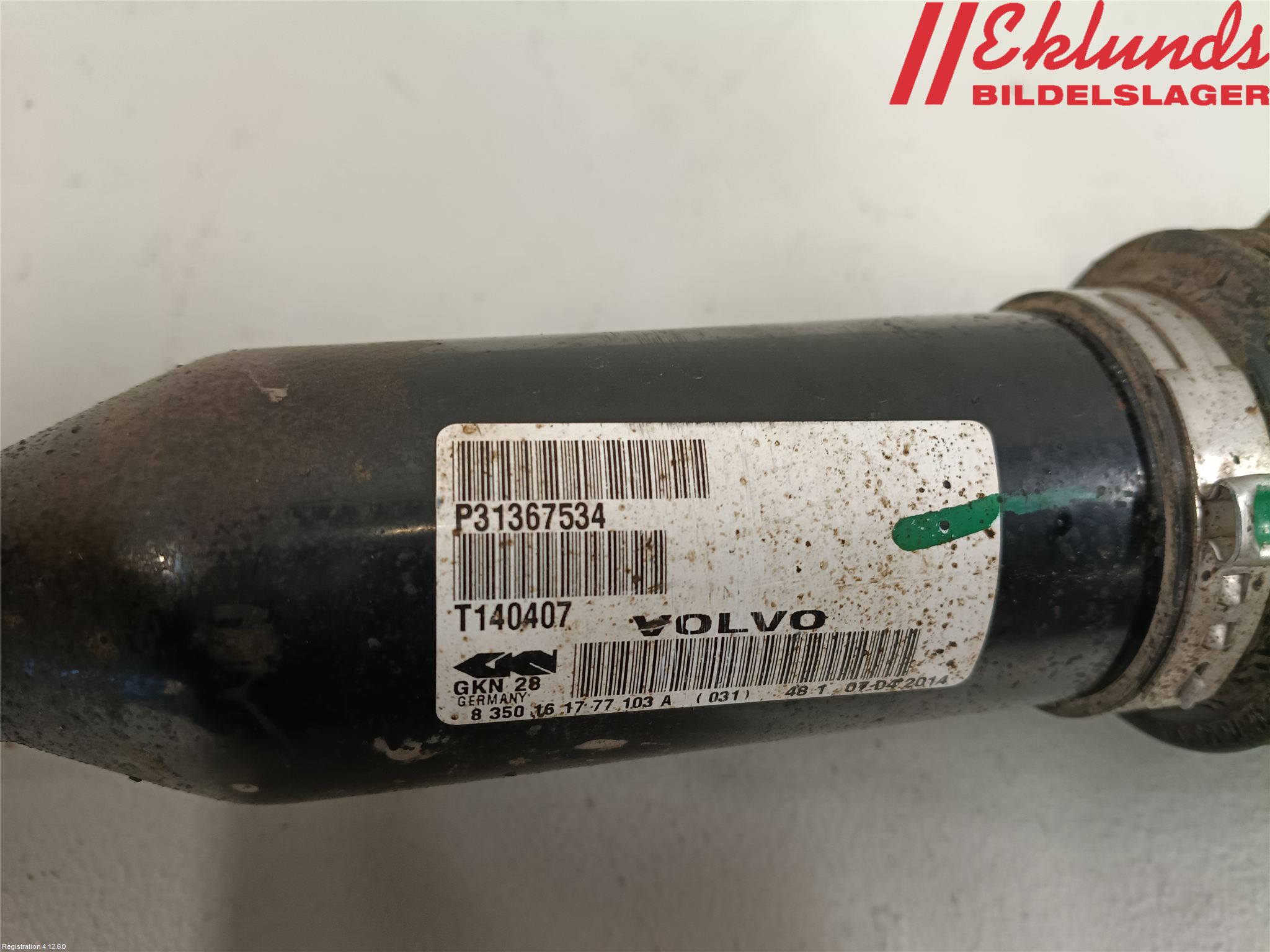 Volvo XC70 08-13 Drivaxel Fram Vänster