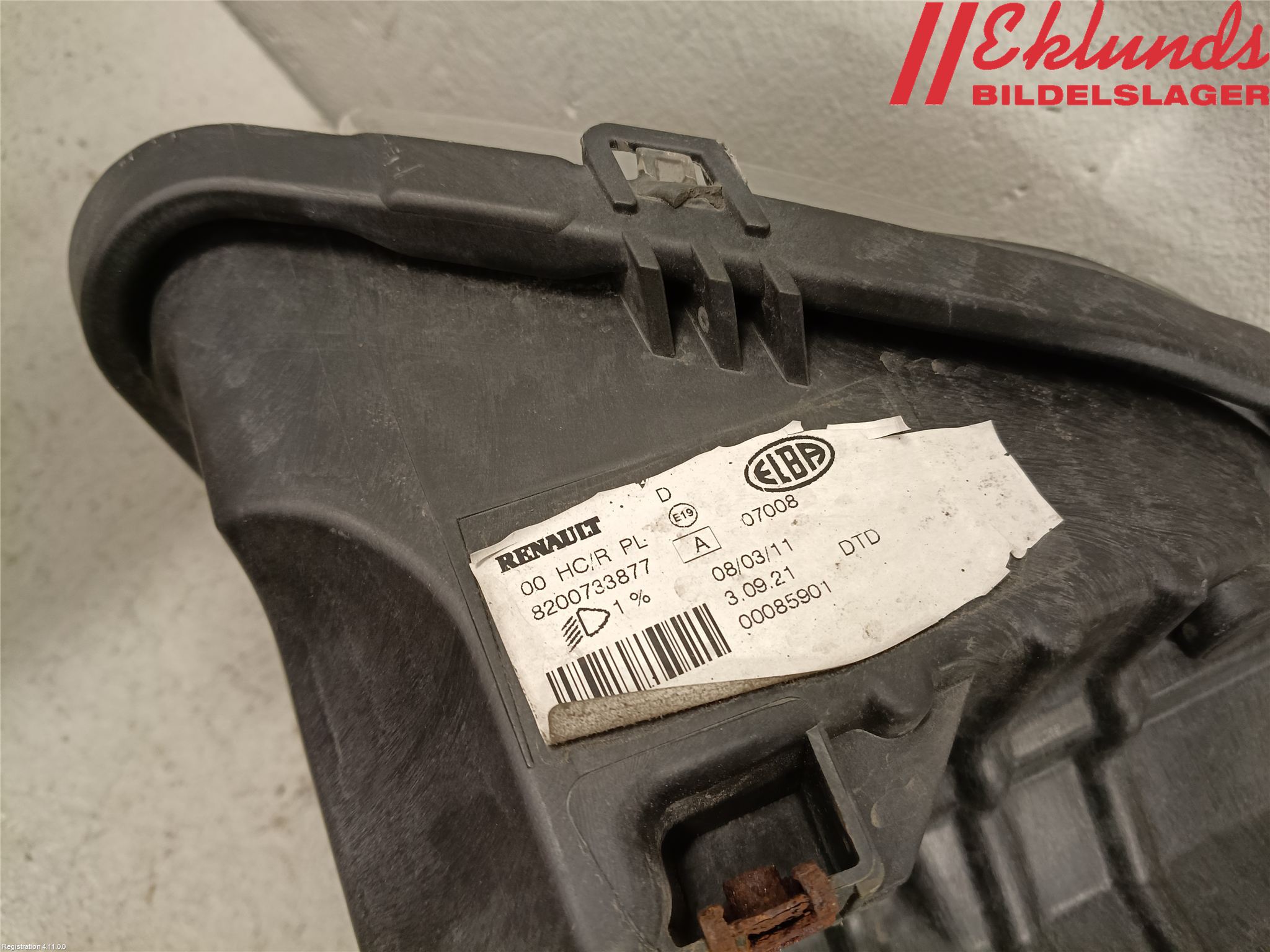 Dacia SANDERO 09-13 Strålkastare Höger