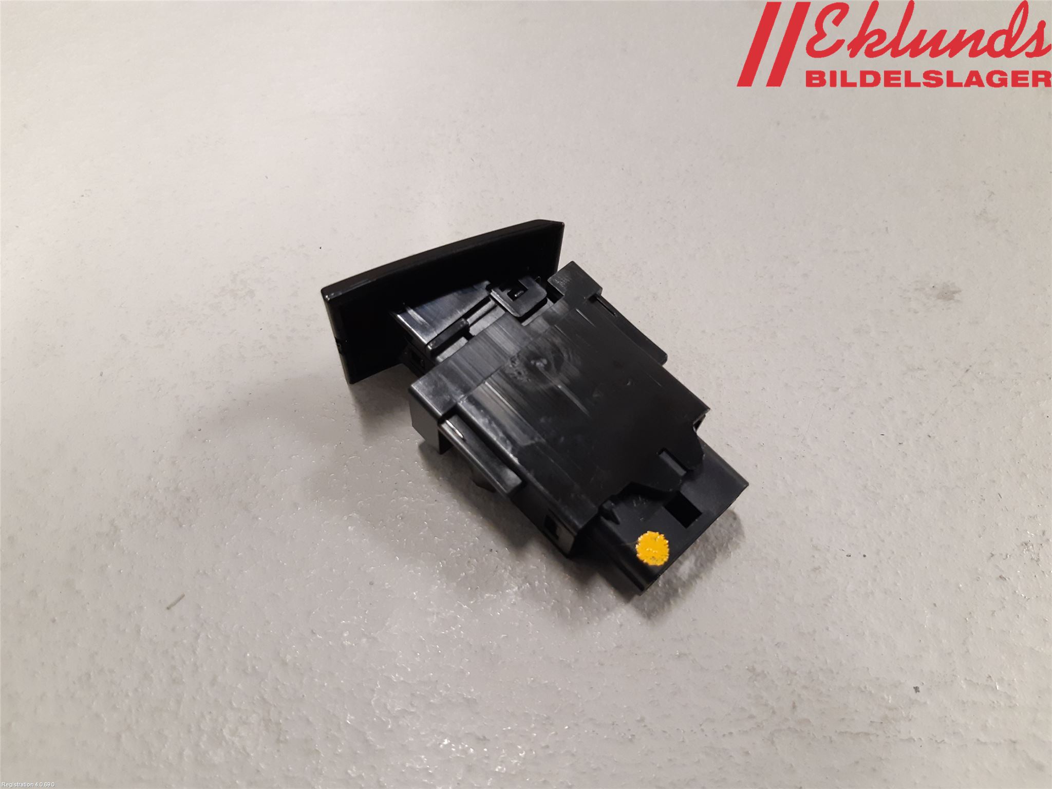 Toyota COROLLA 19- Strömställare Varnings