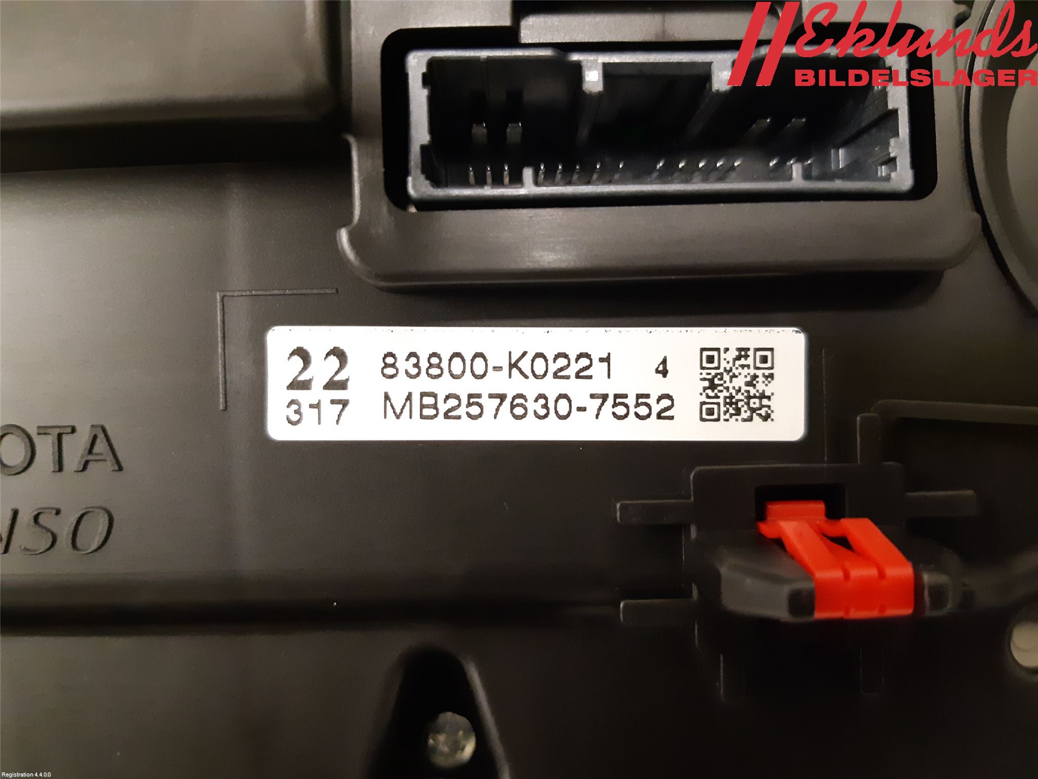 Toyota YARIS XP21 20- Instrument Komb