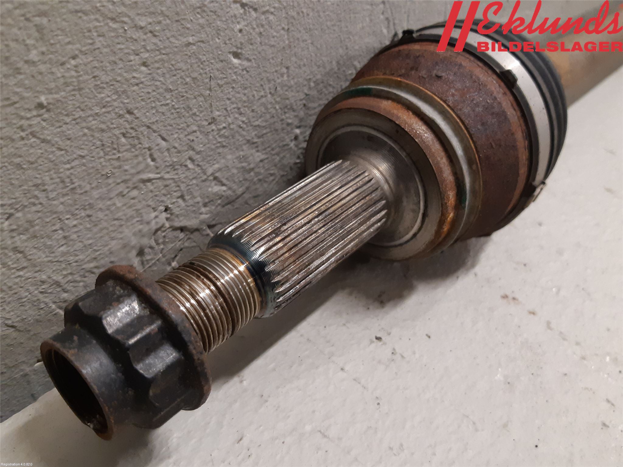 Toyota RAV4 19- Drivaxel Bak Vänster