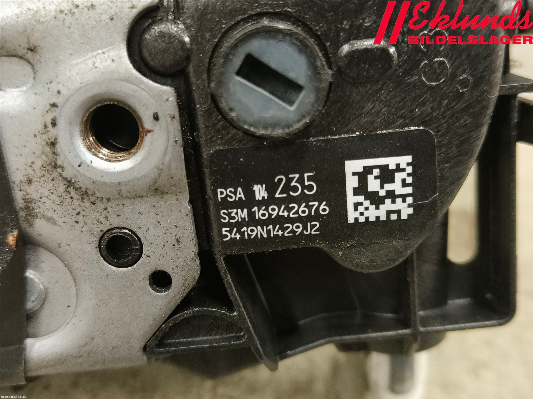 Peugeot 3008 17-24 Låskista-Dörrlås