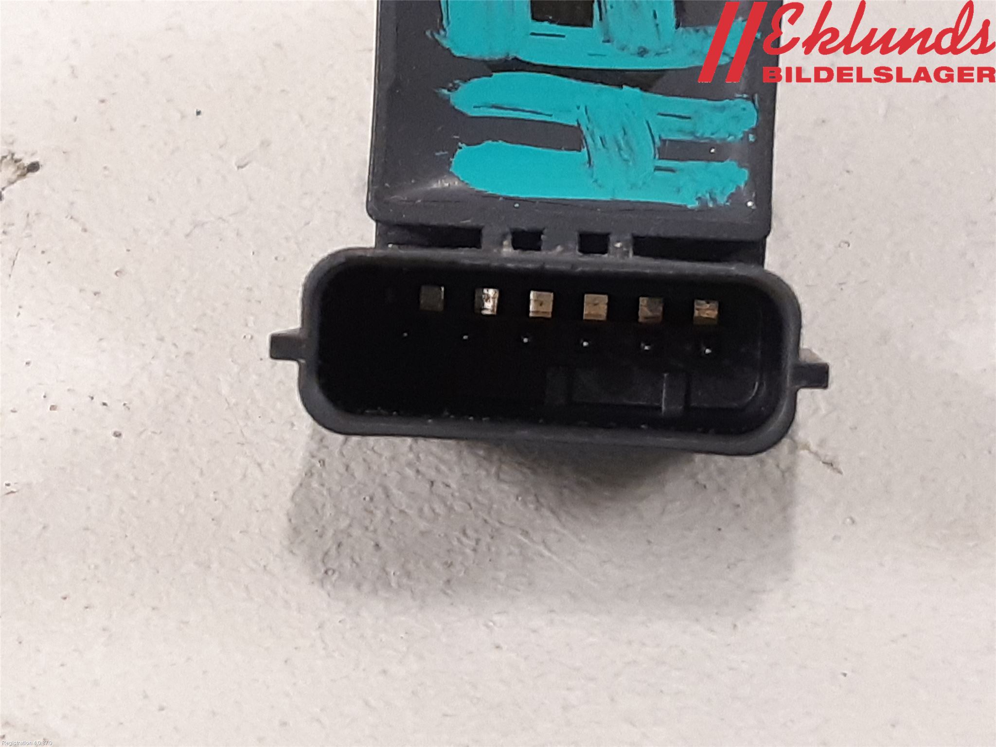 Kia OPTIMA 16-20 Parkeringshjälp Frontsensor
