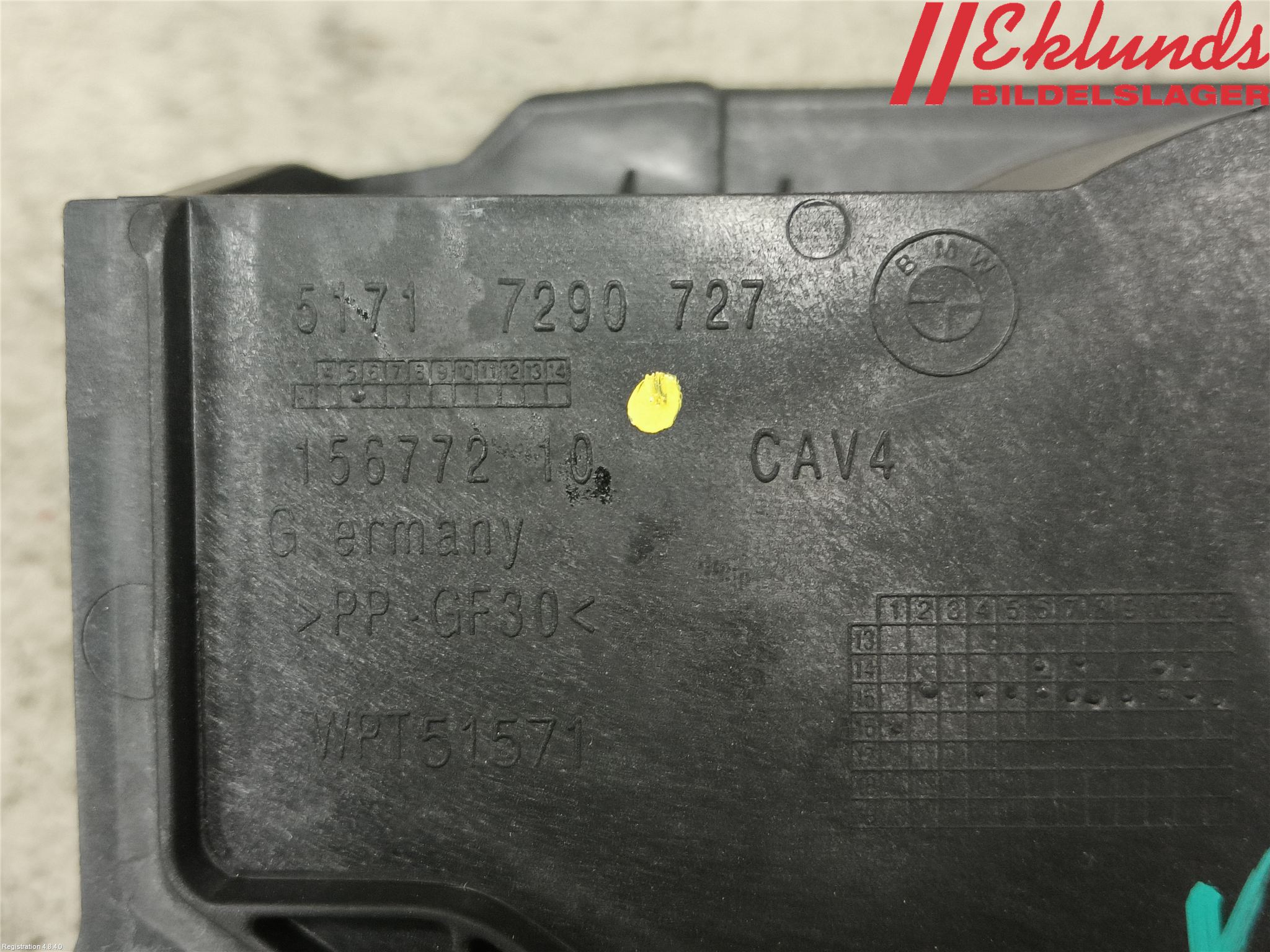 BMW X1 F48 15-22 Batterilåda-Fäste-Hållare