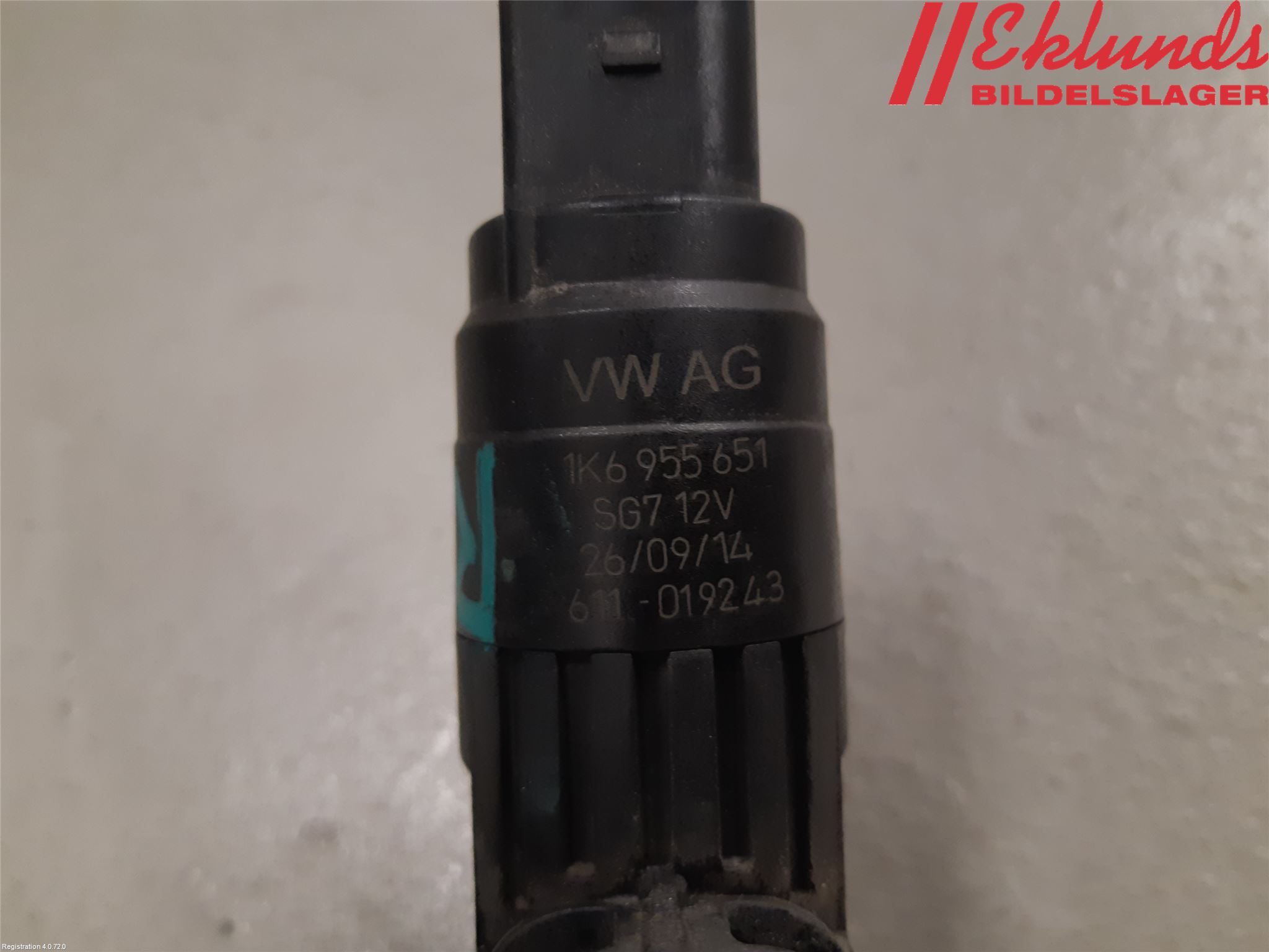 Volkswagen VW TOURAN 10-15 Spolarpump Vindruta