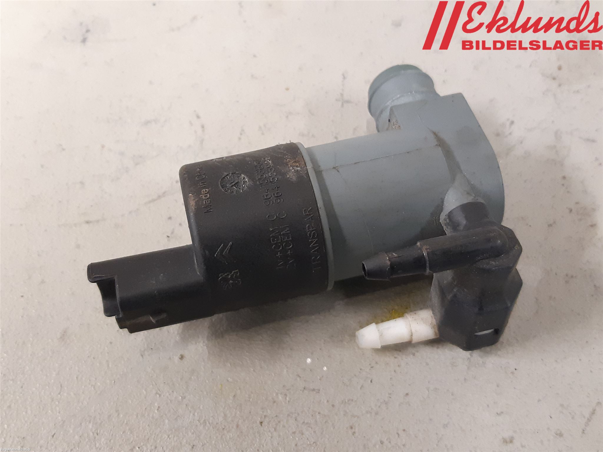 Nissan QASHQAI 14-17 Spolarpump Vindruta