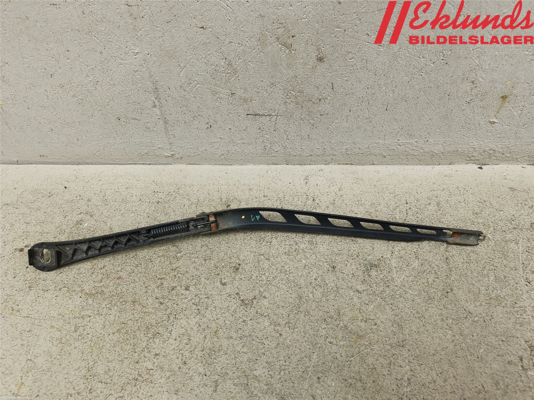 BMW 5 E60/61 Sed/Tou 02-10 Torkararm Armar Vindruta