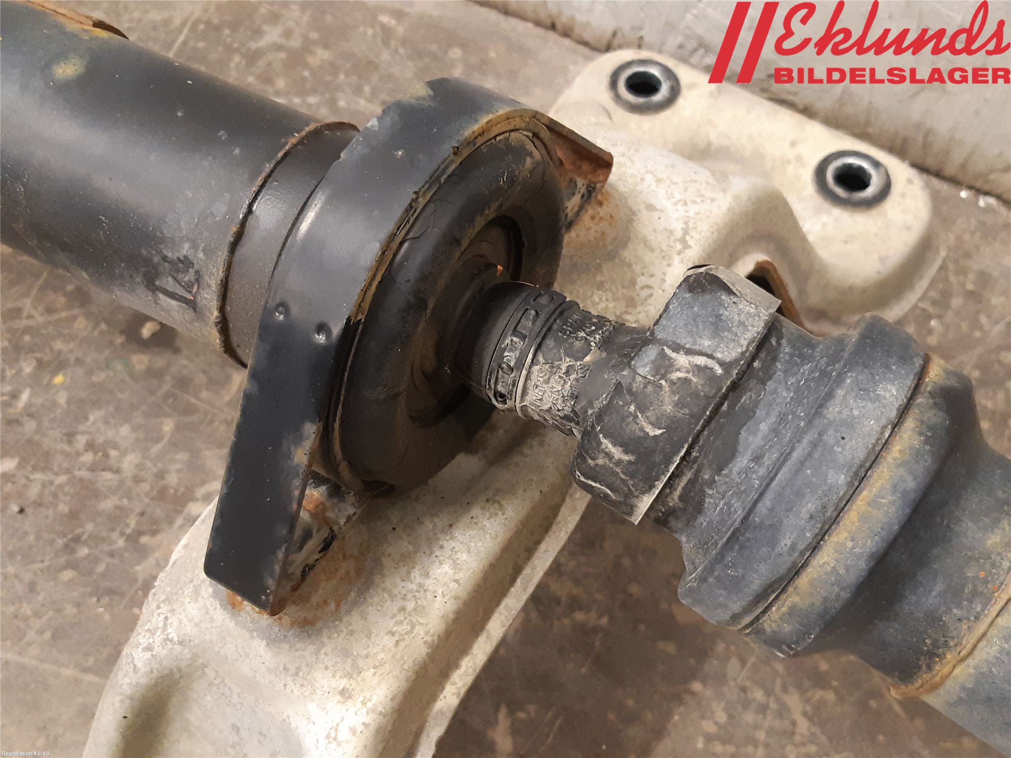 Volvo XC60 14-17 Mellanaxel Komp