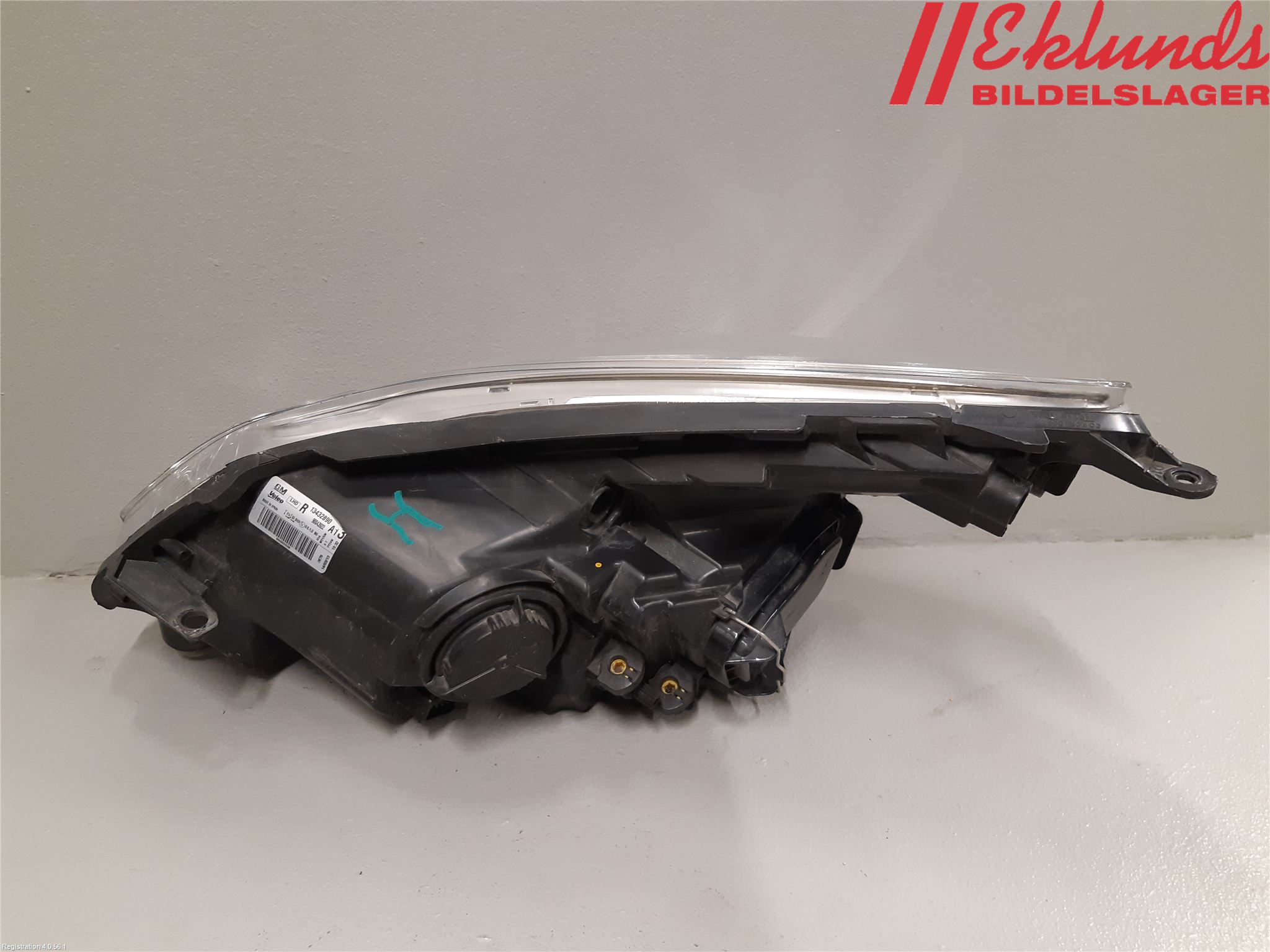 Opel CORSA D 07-14 Strålkastare Höger