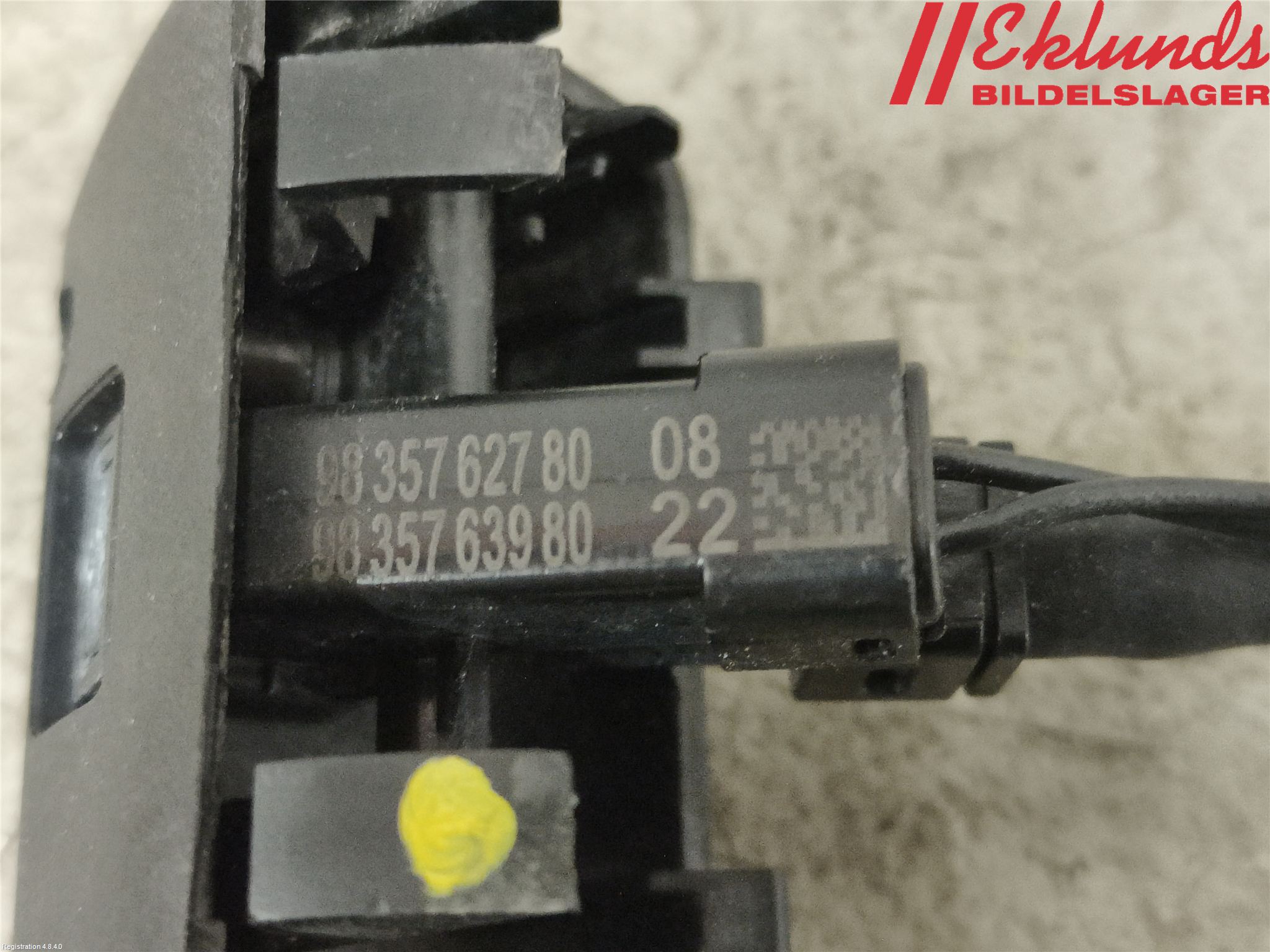 Peugeot 208/E-208 20- Spolarmunstycke Rutor