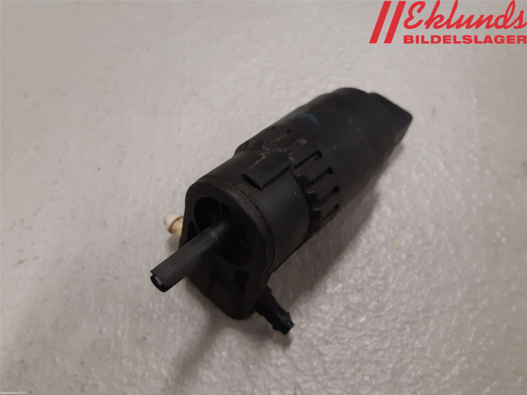 Skoda SUPERB 09-15 Spolarpump Vindruta