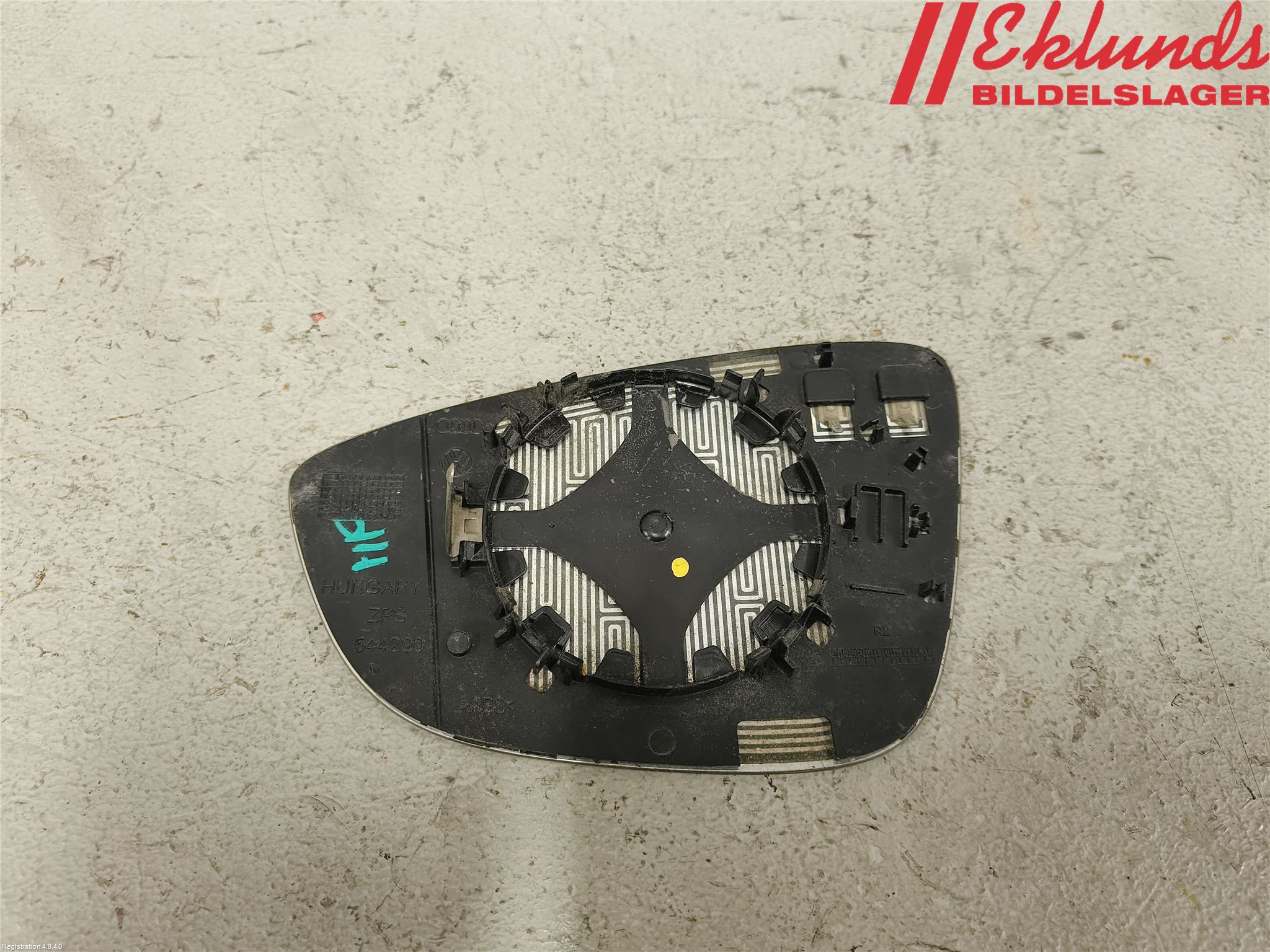 Volkswagen VW PASSAT 11-14 Spegelglas Hö