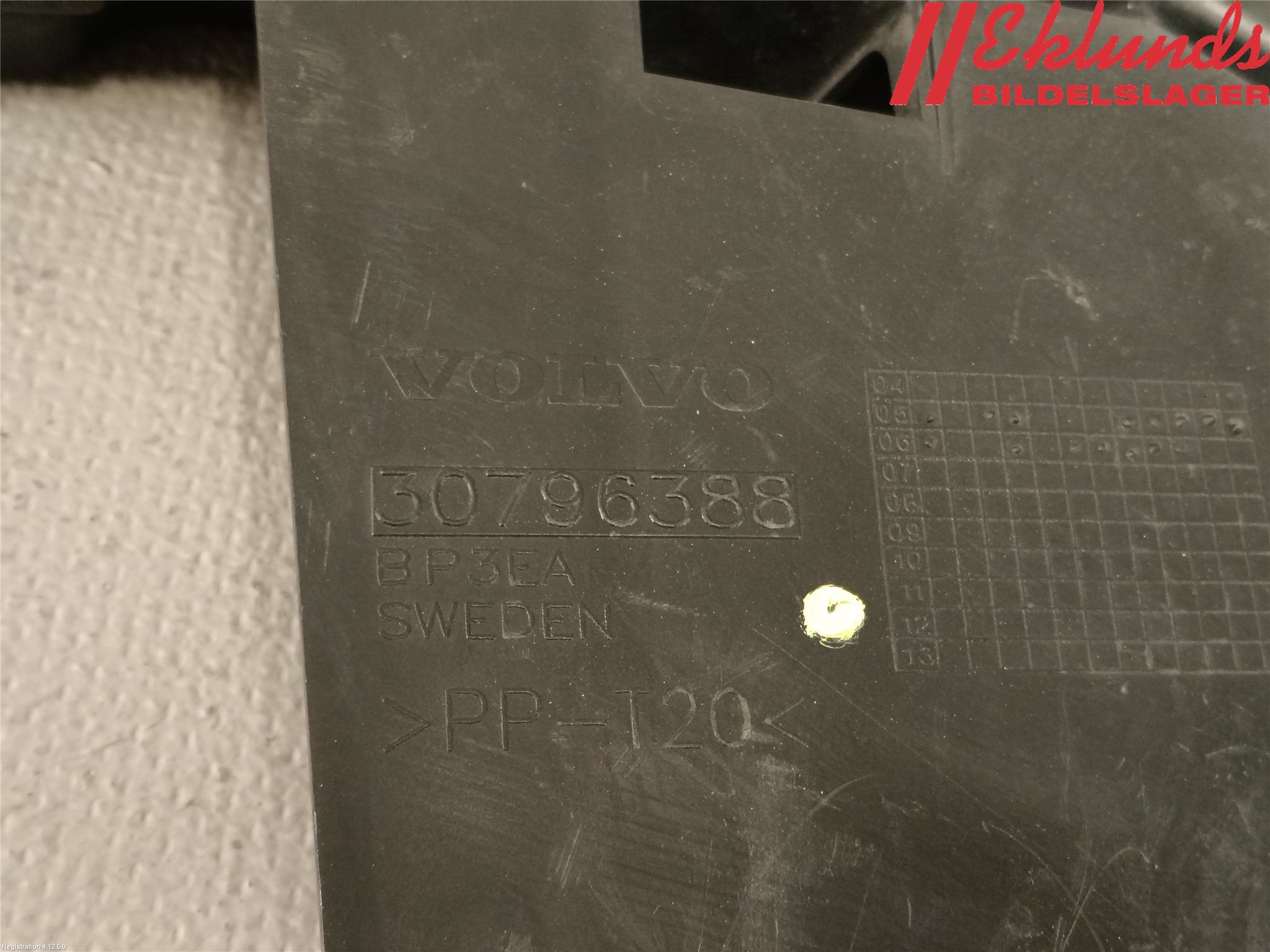 Volvo S80 07-13 Strålkast Fästsarg