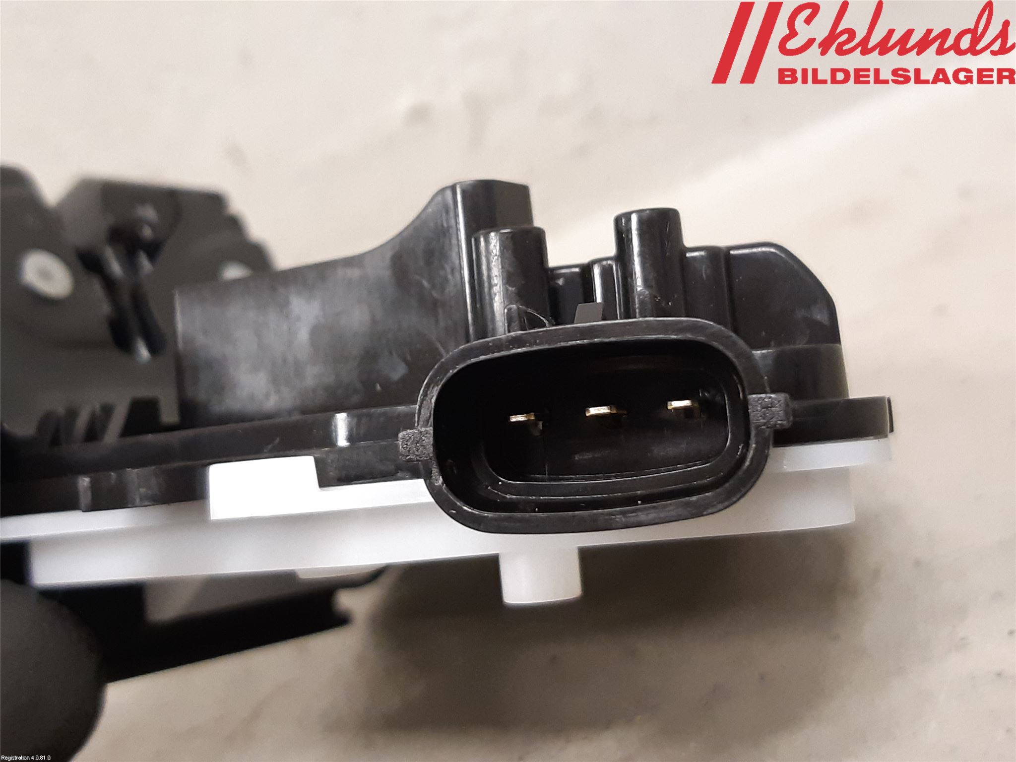 Toyota COROLLA 19- Låskista Baklucka