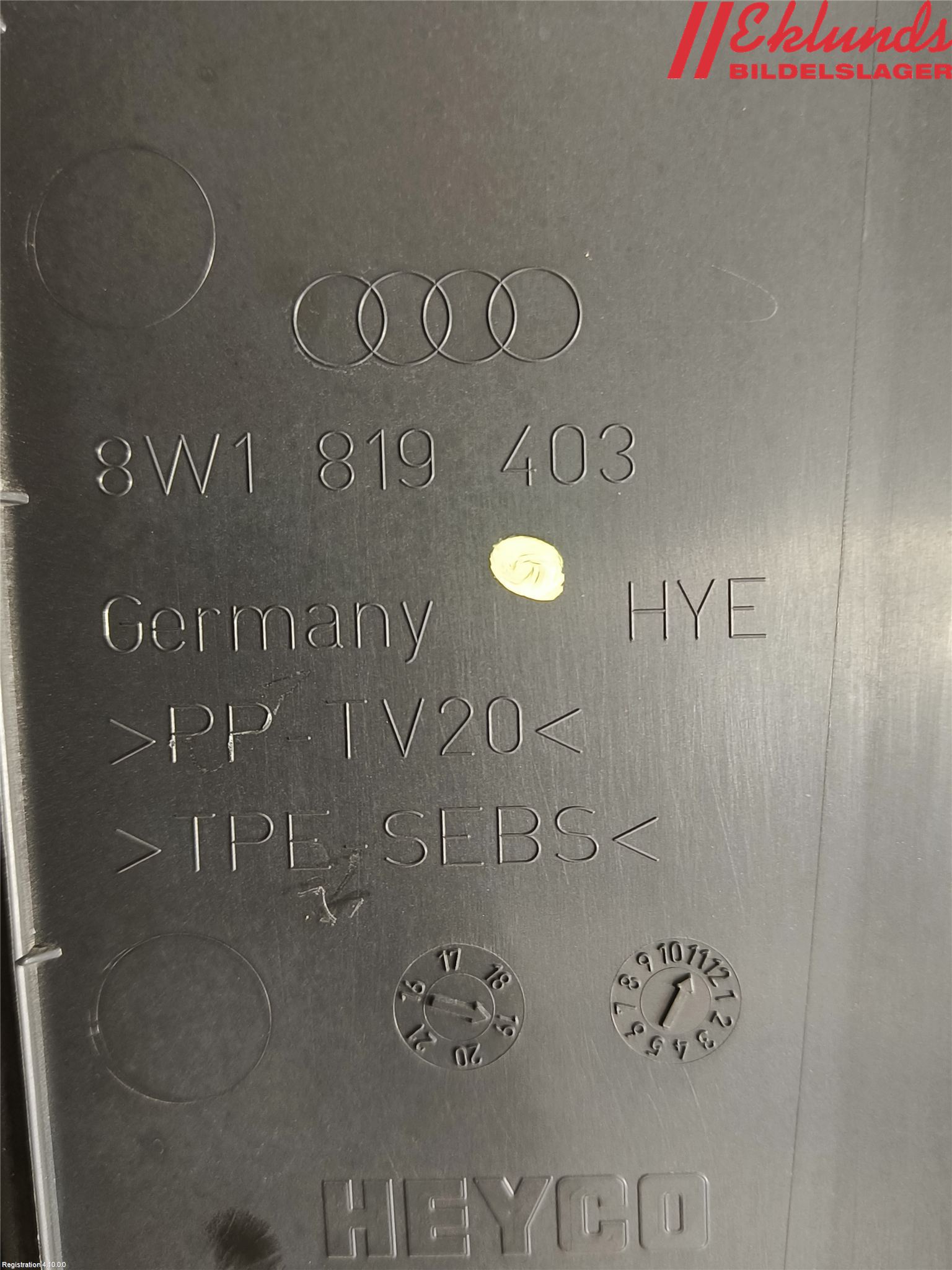 Audi A4/S4 B9 20- Torpedplåt-Torpedplast