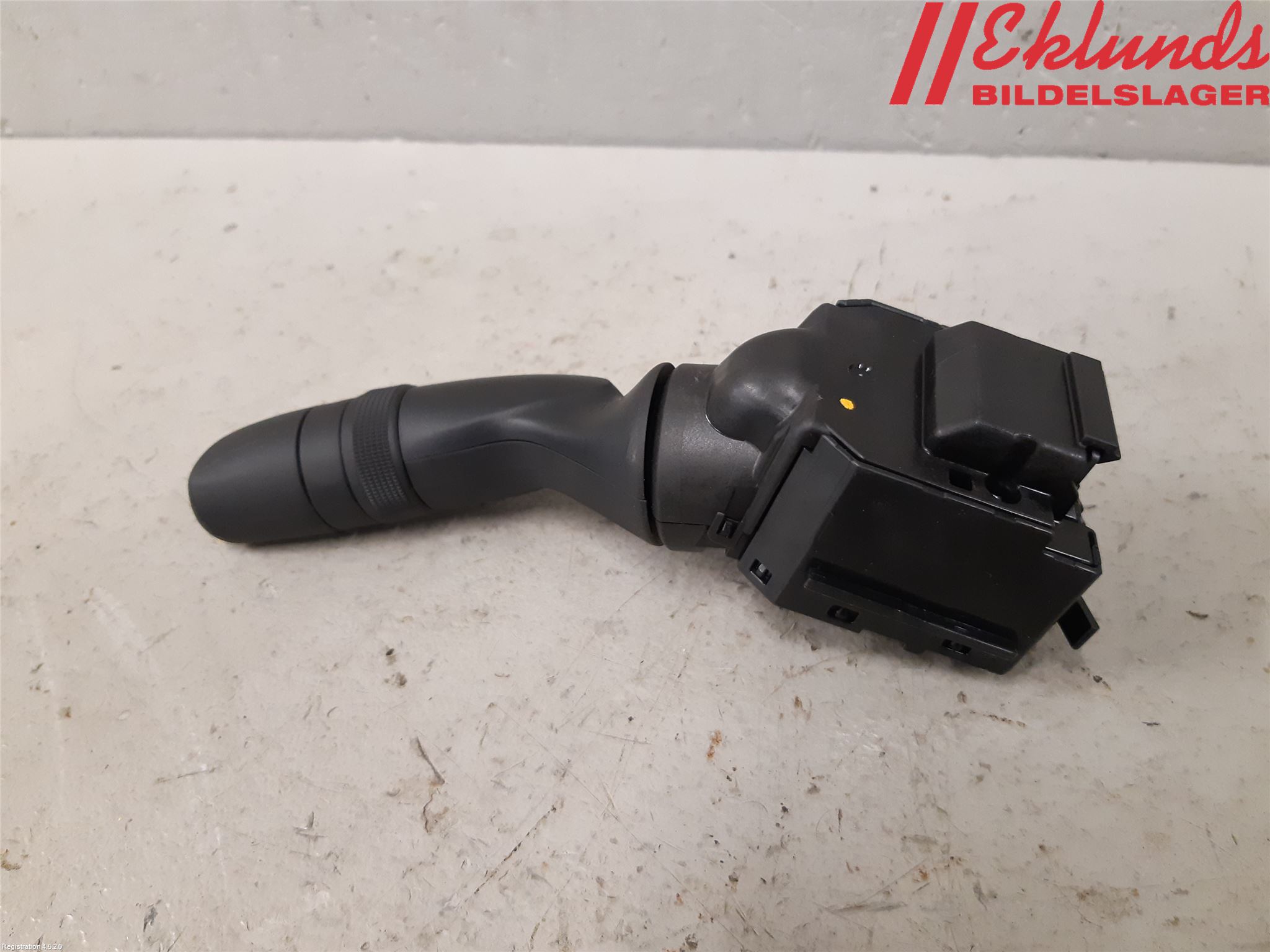 Toyota YARIS XP21 20- Spak Torkar-Spolomk