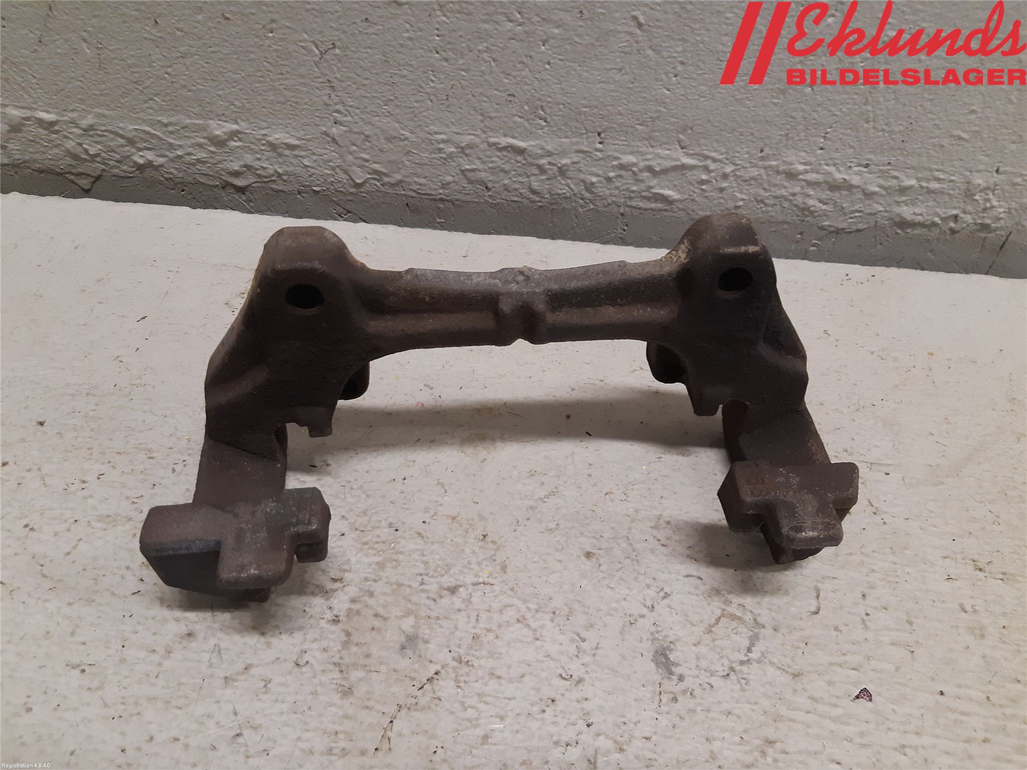 Volvo XC90/RECHARGE 16- Bromsokshållare