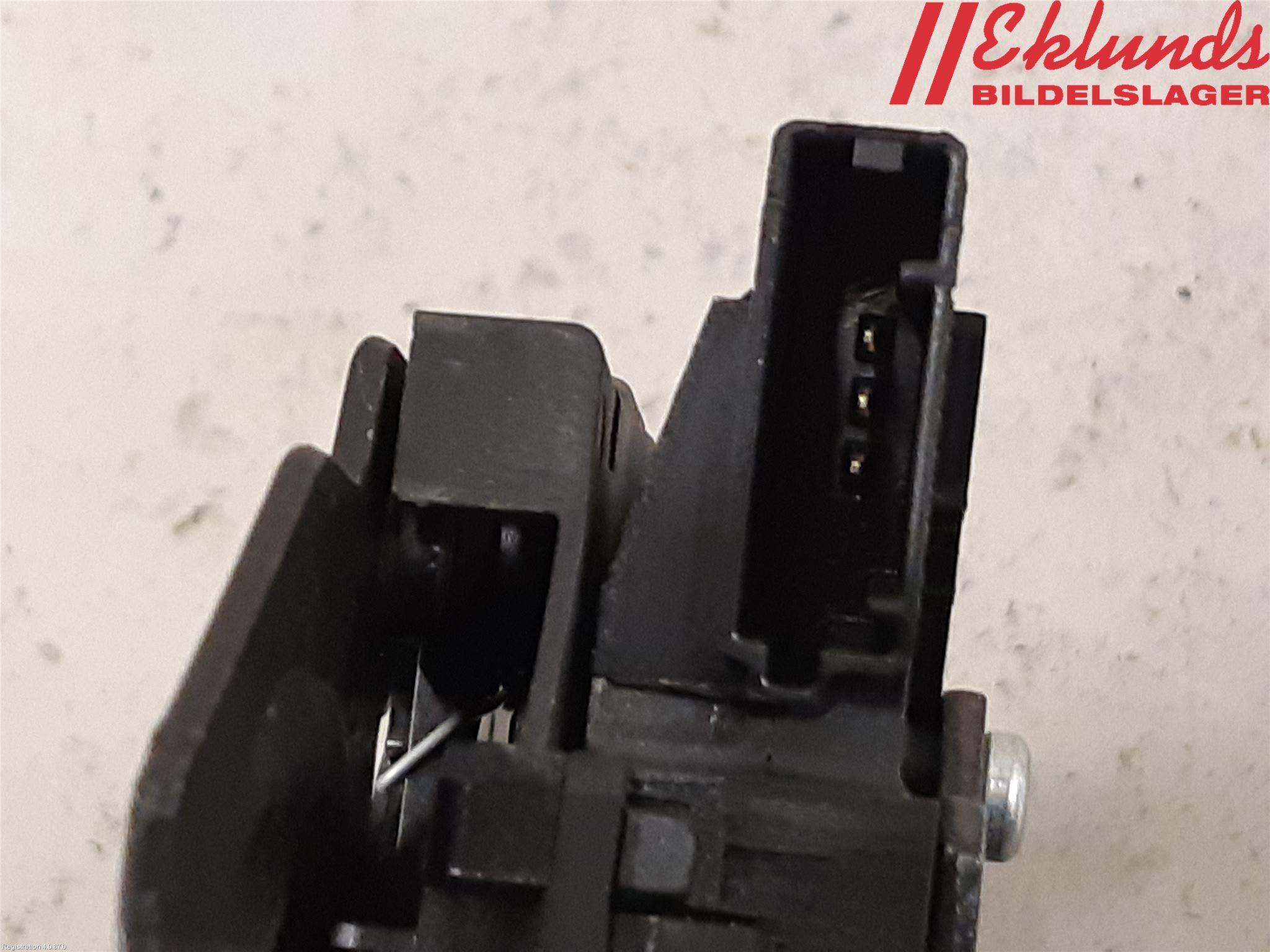 Opel ASTRA K 16-22 Låskista Baklucka